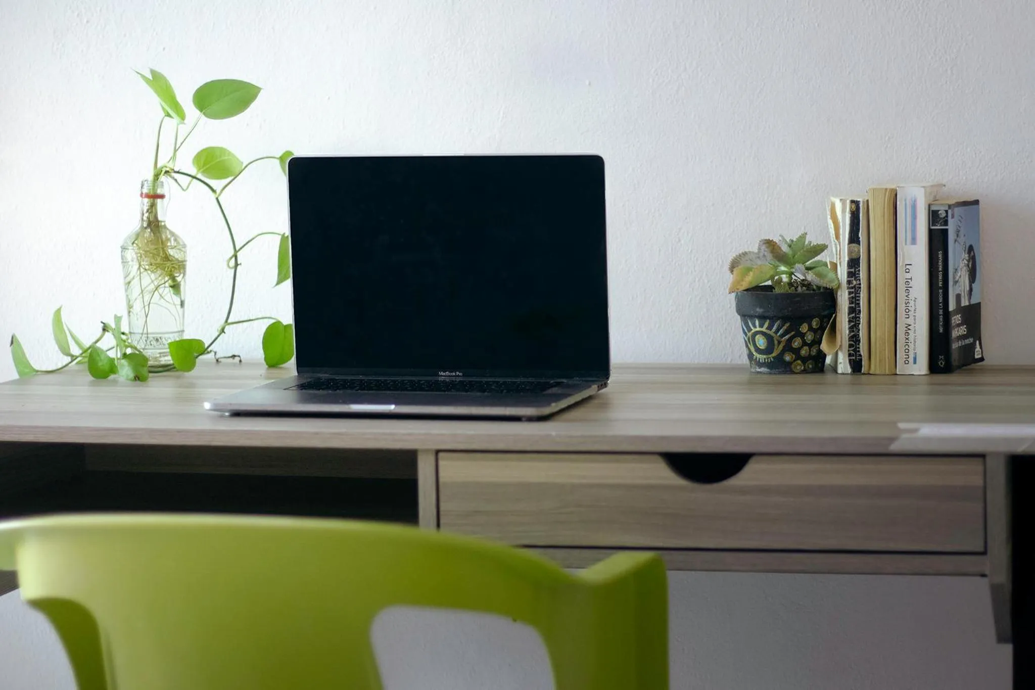 Seating area in Hostal Cuca Macuca