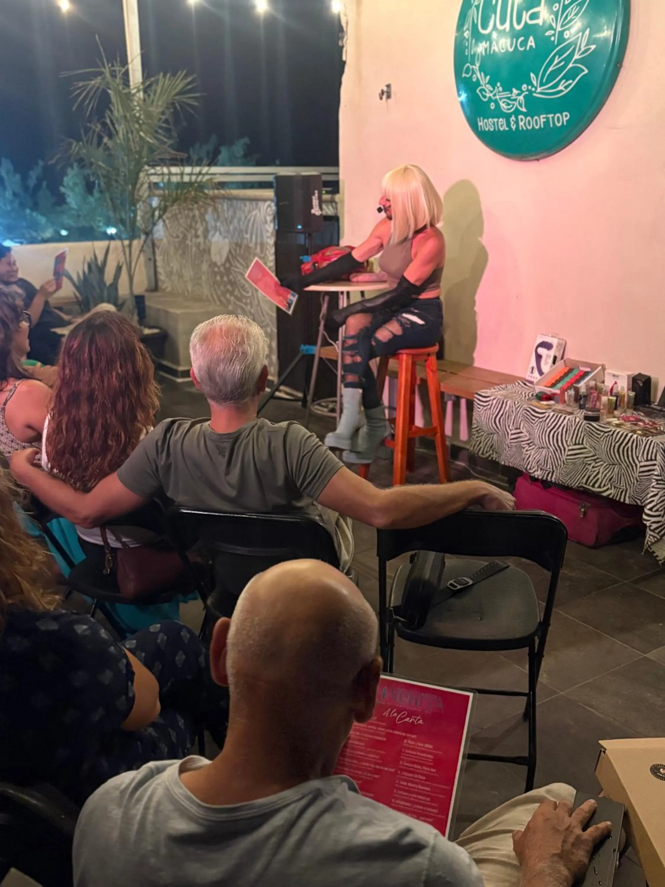 group of guests in Hostal Cuca Macuca