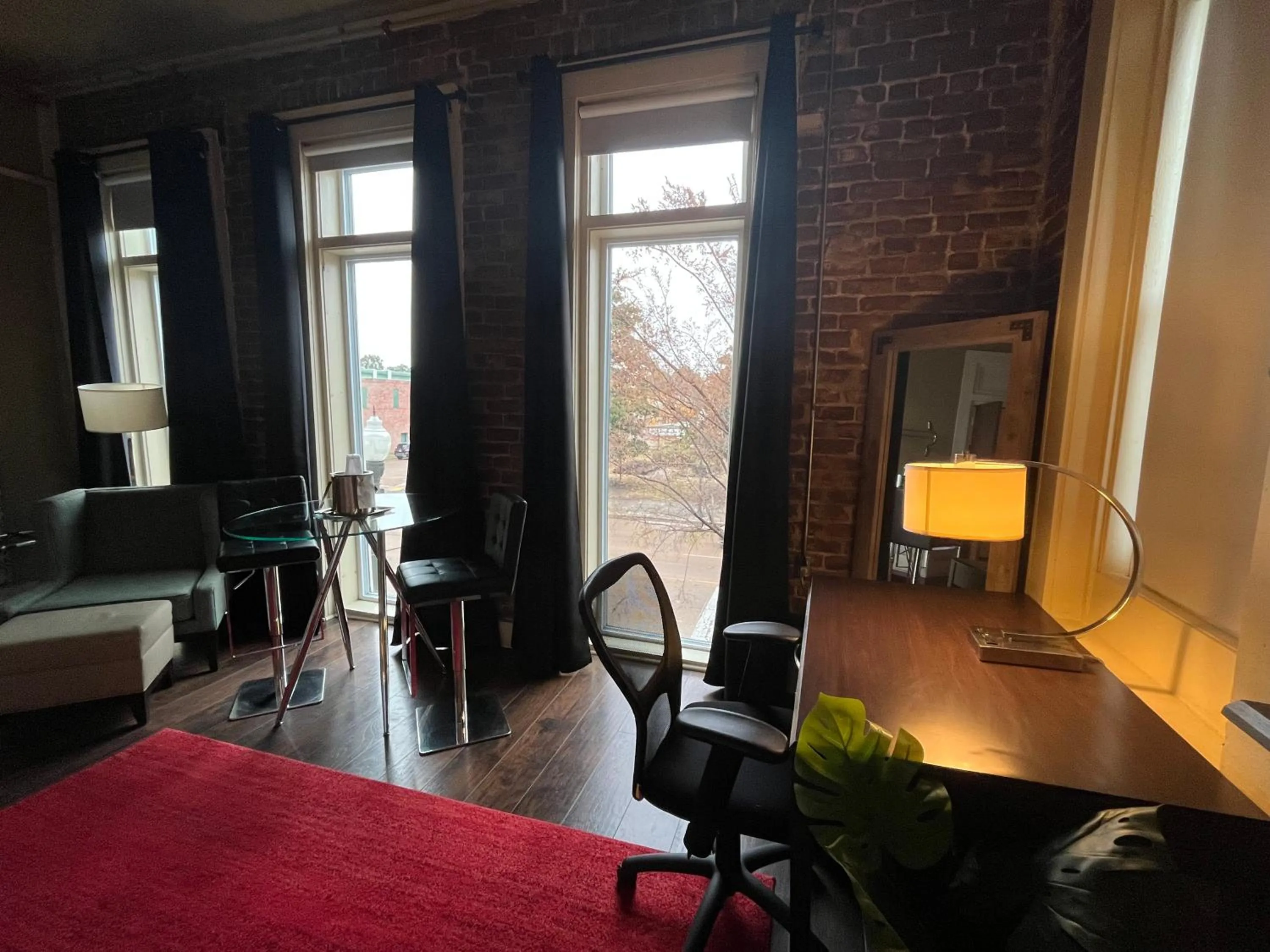 hair dresser in The Skylight Hotel