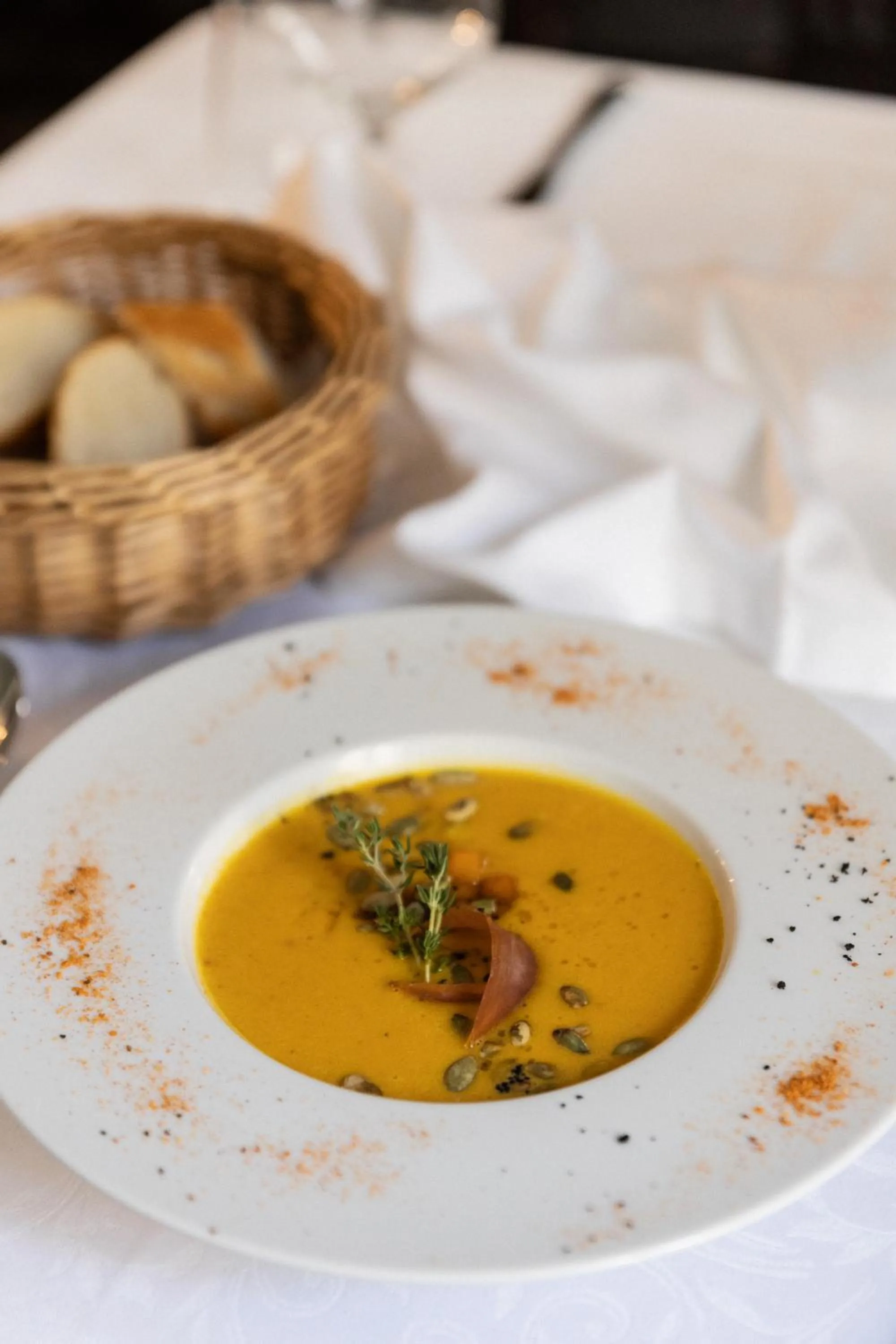 Restaurant/places to eat in Hotel Weisses Haus