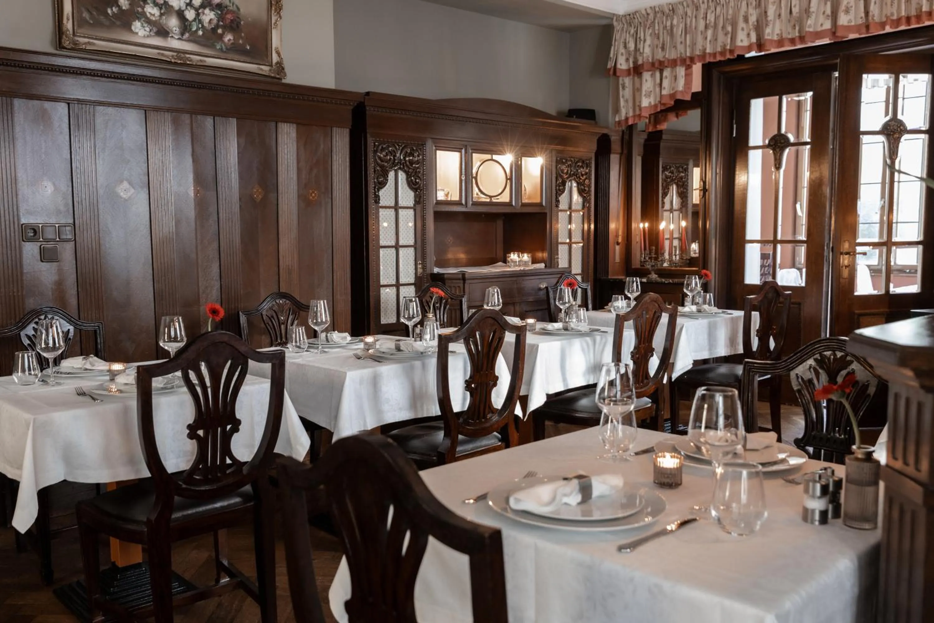 Restaurant/places to eat in Hotel Weisses Haus