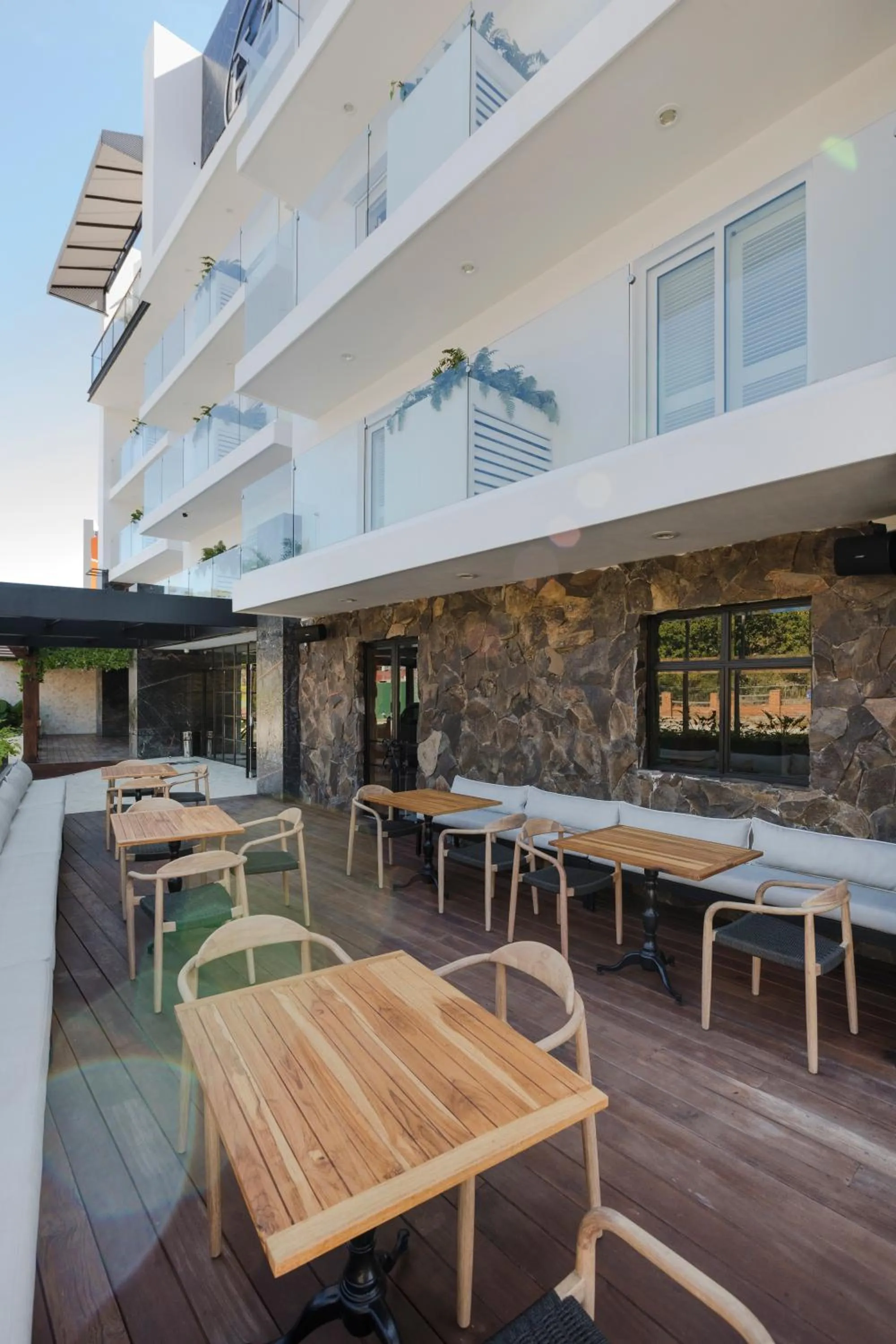 Restaurant/places to eat in The Xperience by g