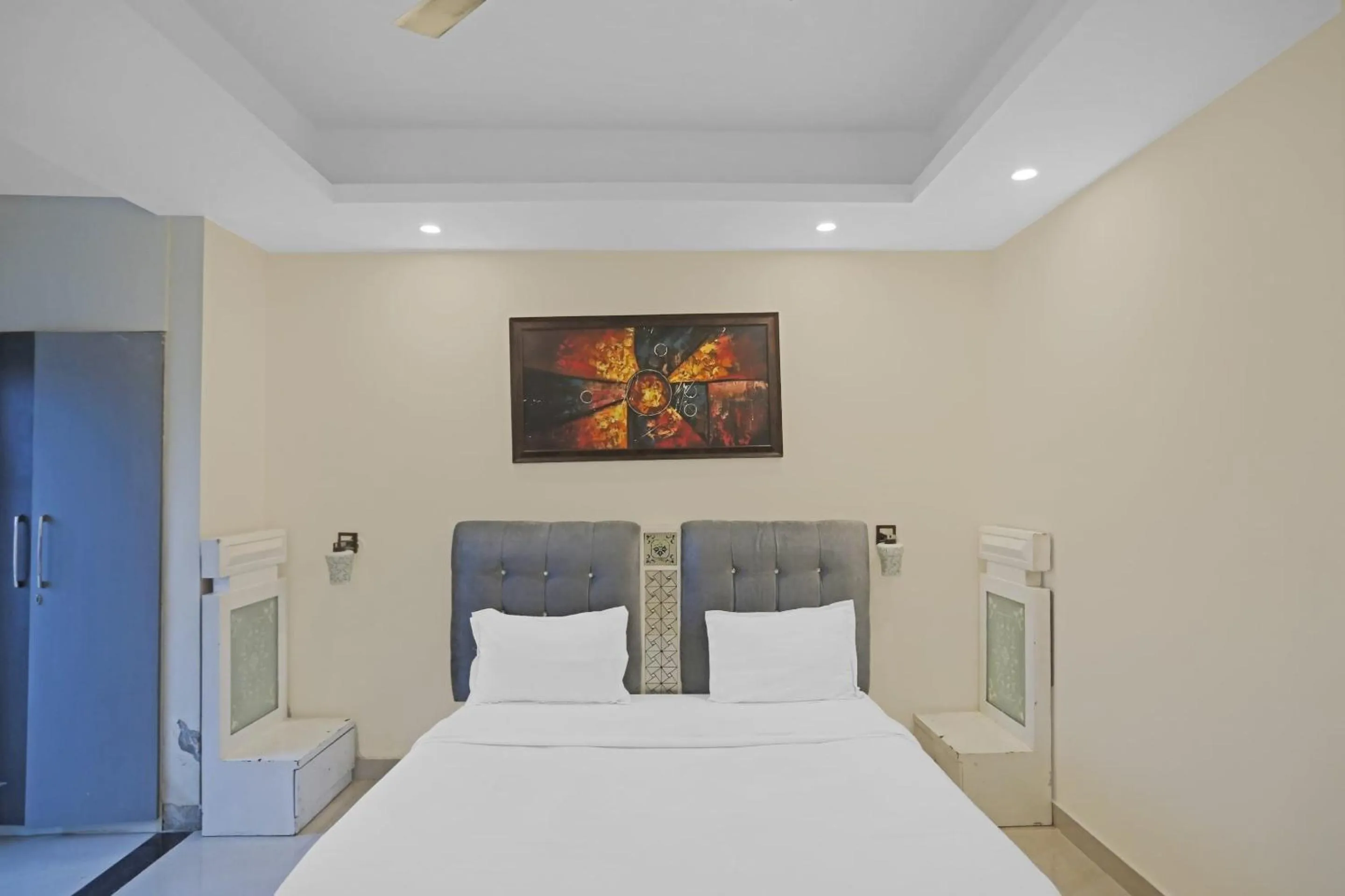 Bedroom, Bed in Super Hotel O Heart Beat Hotel