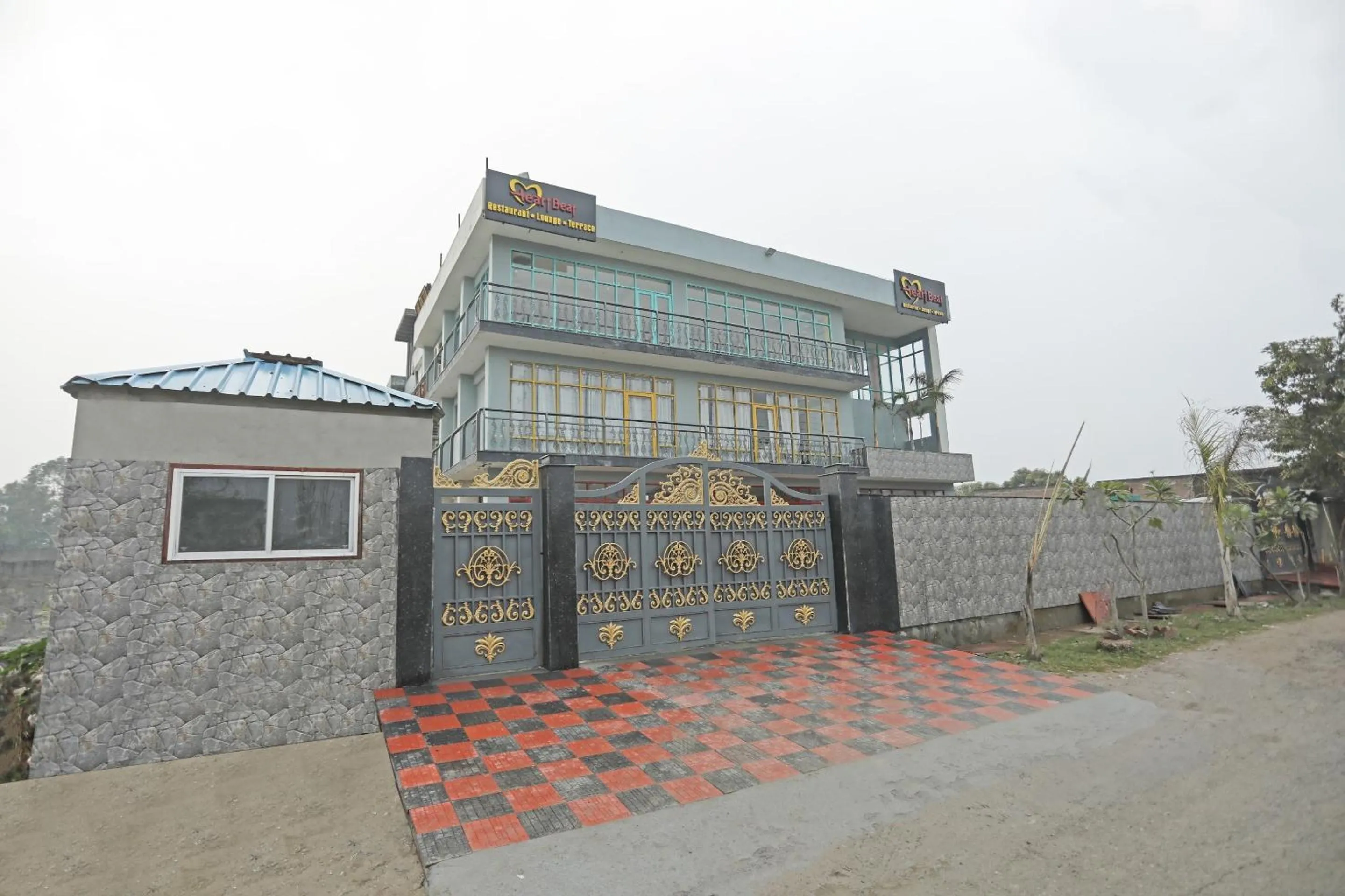 Facade/entrance in Super Hotel O Heart Beat Hotel