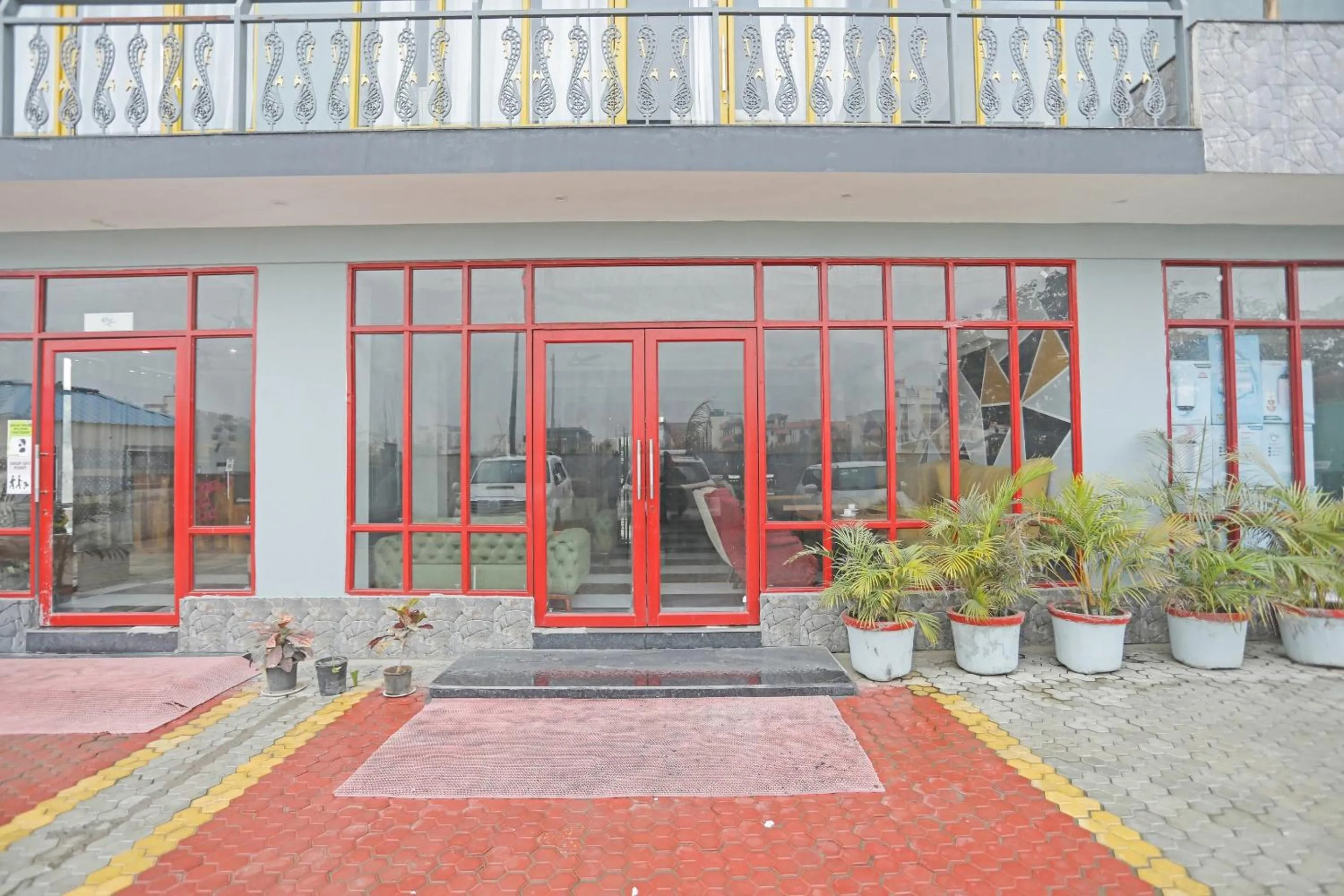 Facade/entrance in Super Hotel O Heart Beat Hotel