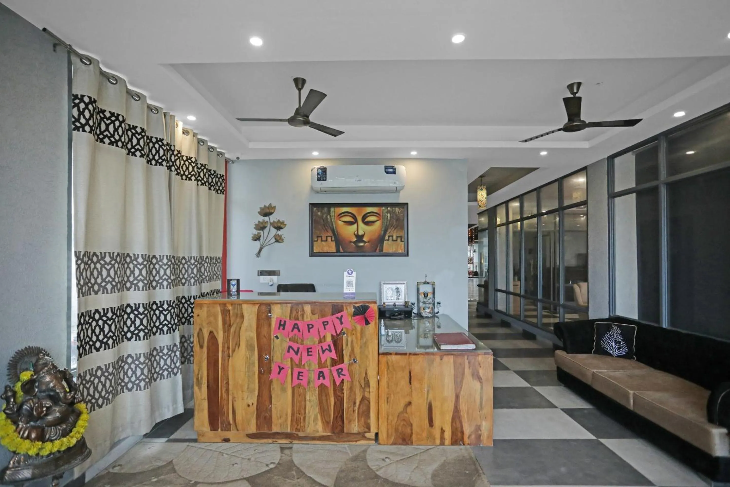 Lobby or reception in Super Hotel O Heart Beat Hotel