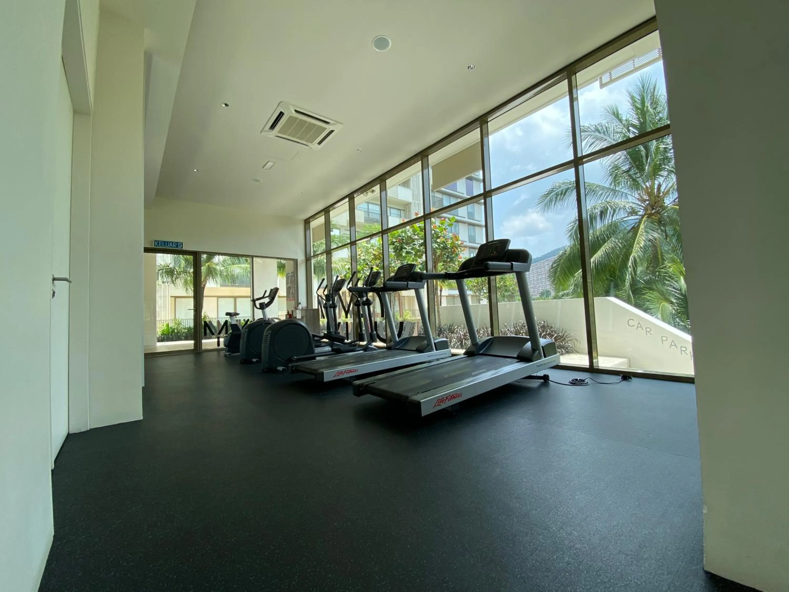 By The Sea Cozy Beachfront Home, Batu Ferringhi