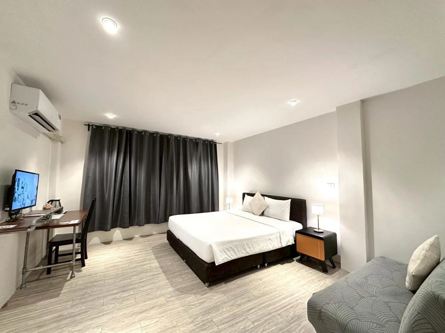 Bed in Studio F Sukhumvit