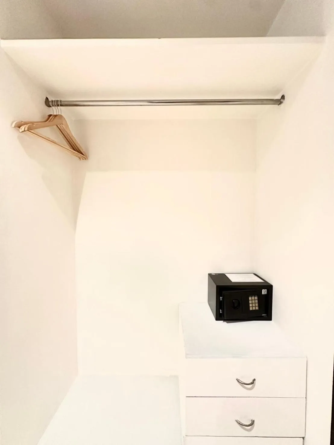 Area and facilities in Studio F Sukhumvit