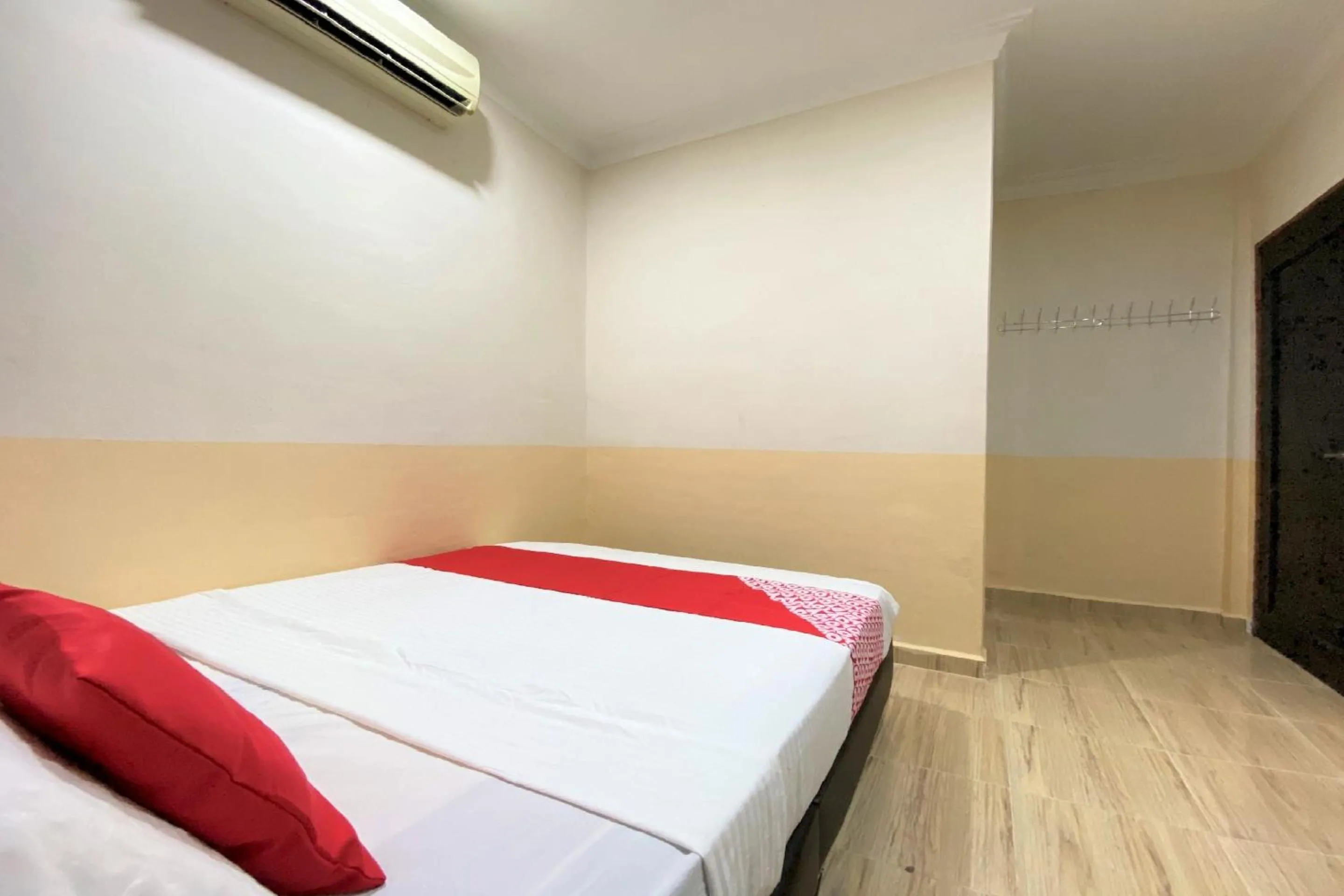 Bedroom, Bed in Hotel O Bayu Sintok Motel