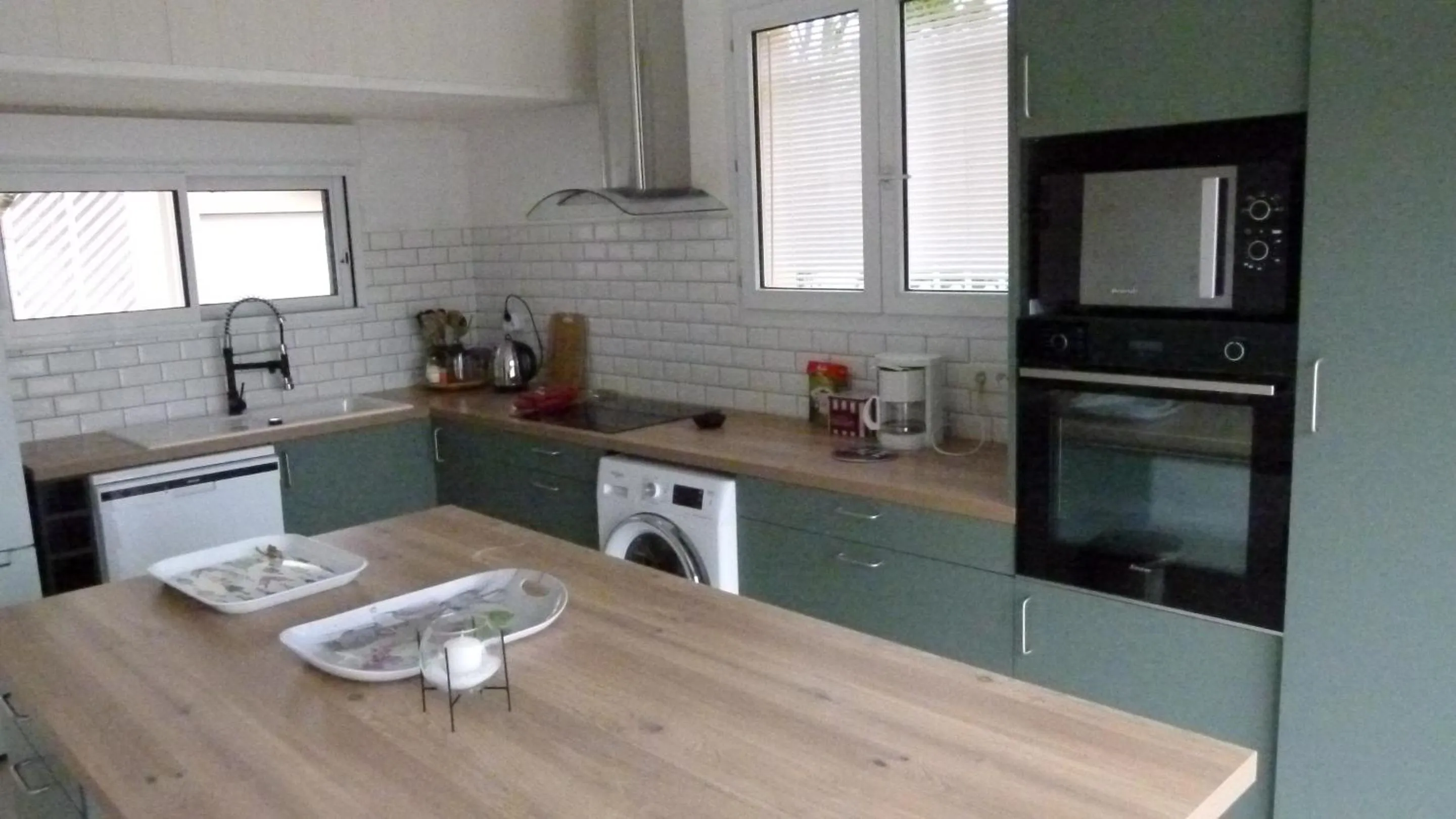 Kitchen or kitchenette in Les Calicots Sanguinet