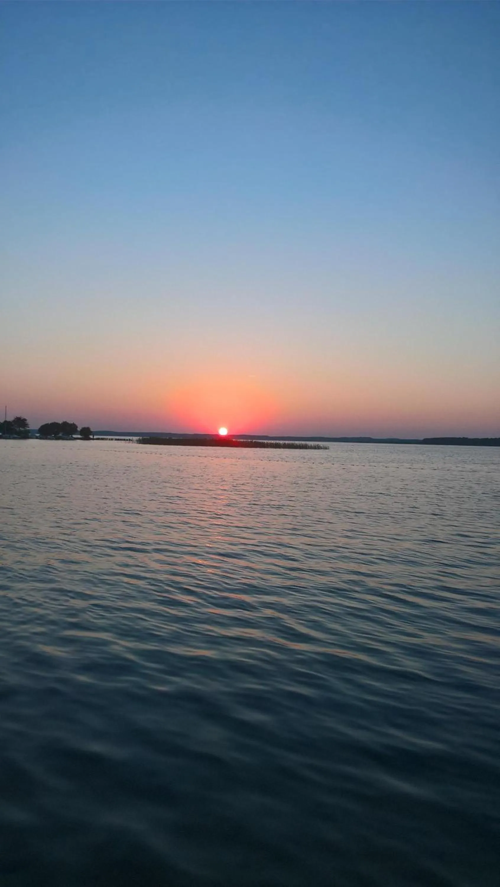 Neighbourhood in Les Calicots Sanguinet