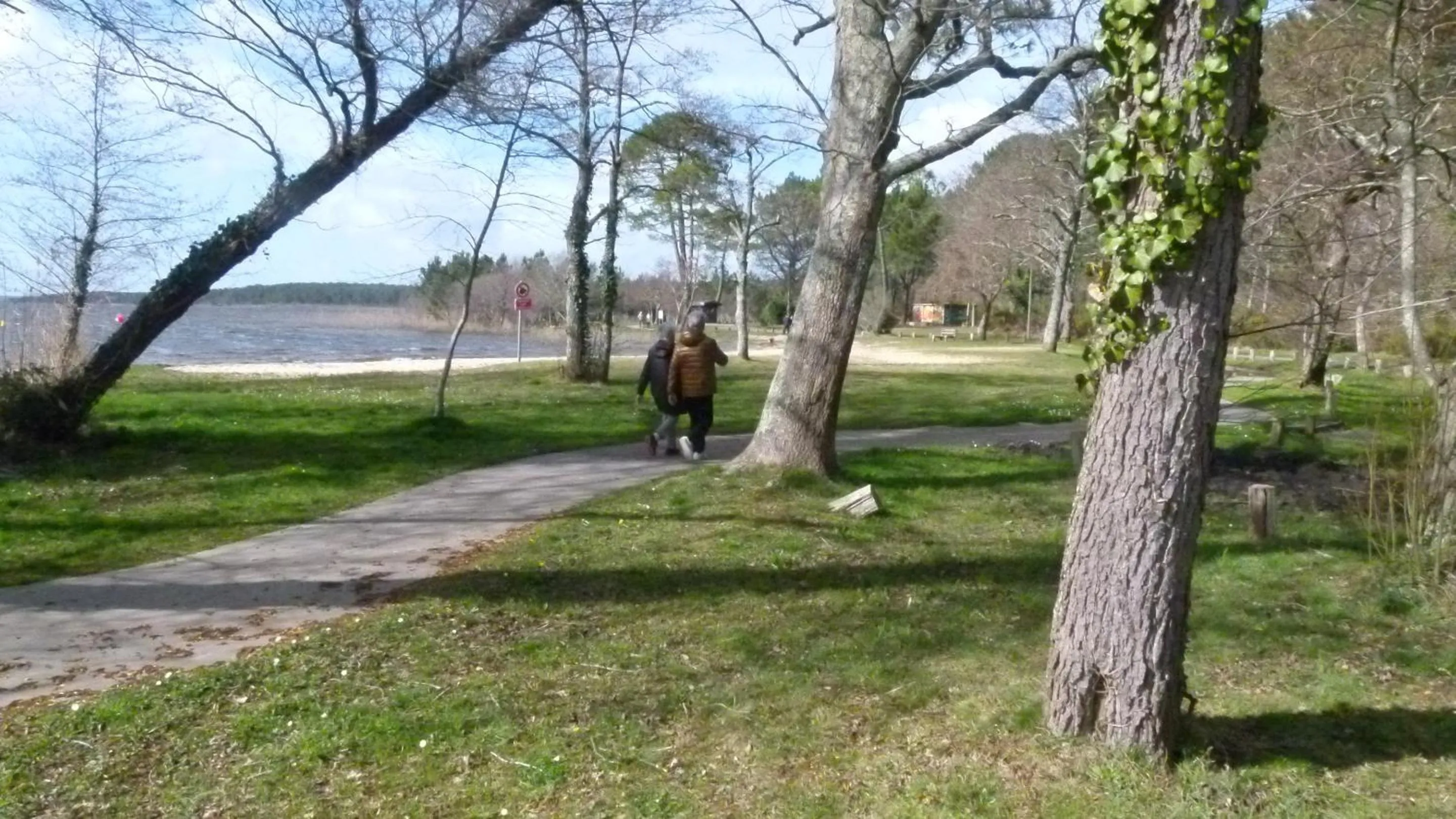 Activities in Les Calicots Sanguinet