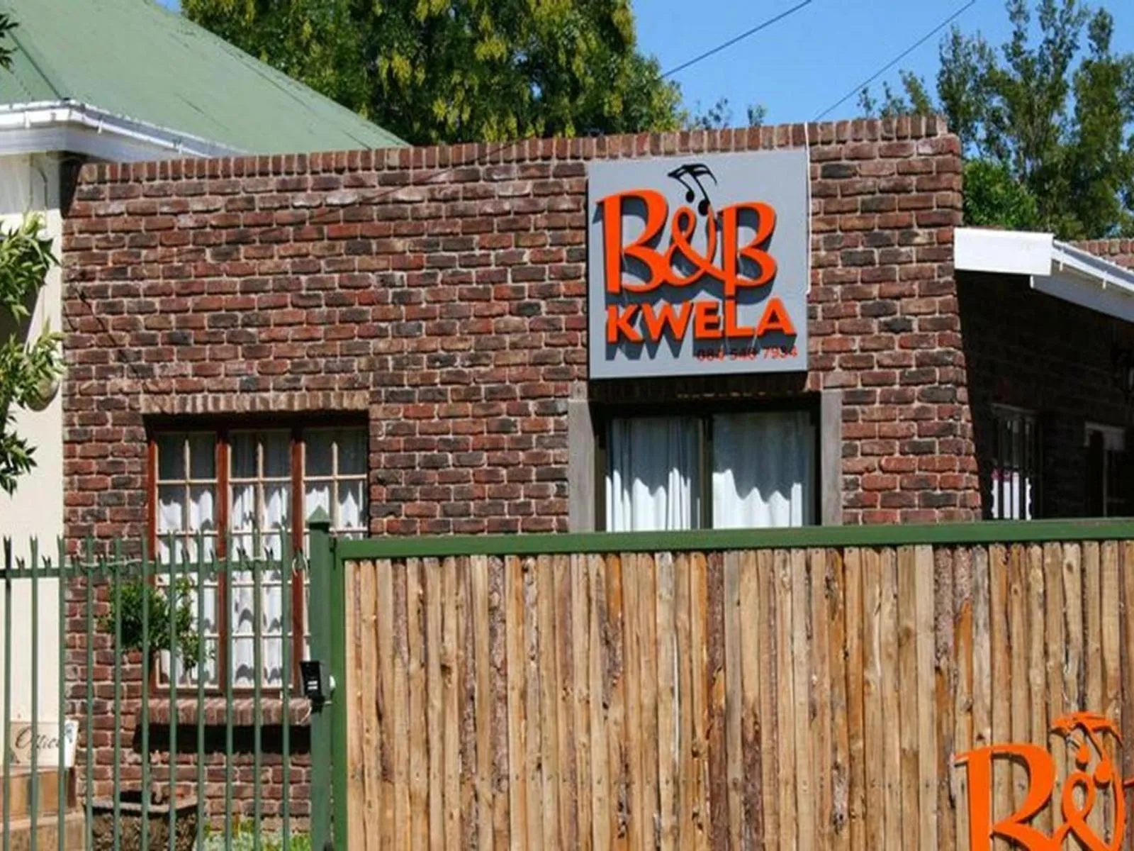 Property building in Kwela Bed & Breakfast