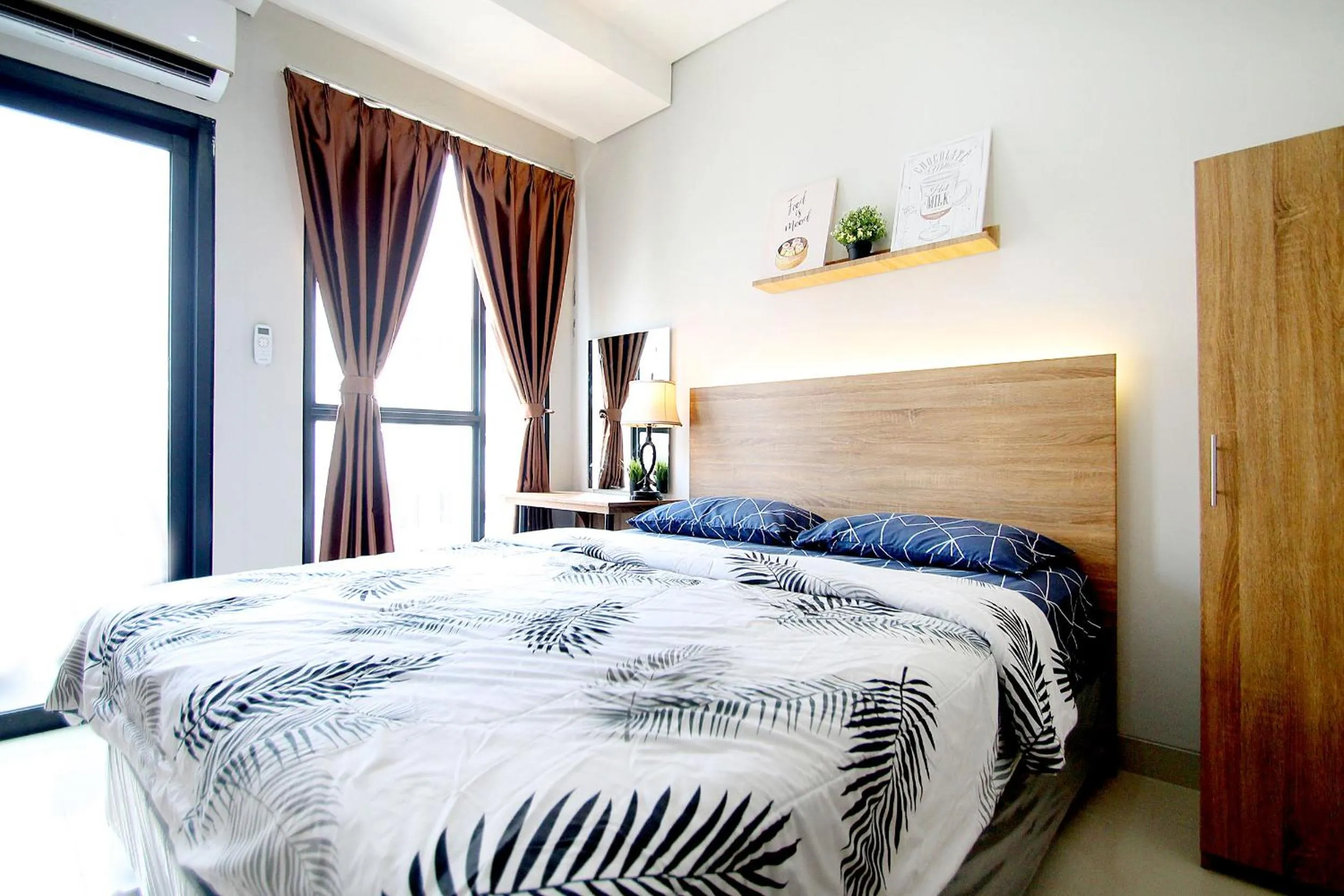 Bed in Apartemen Monroe Jababeka Cikarang Bekasi by Aparian