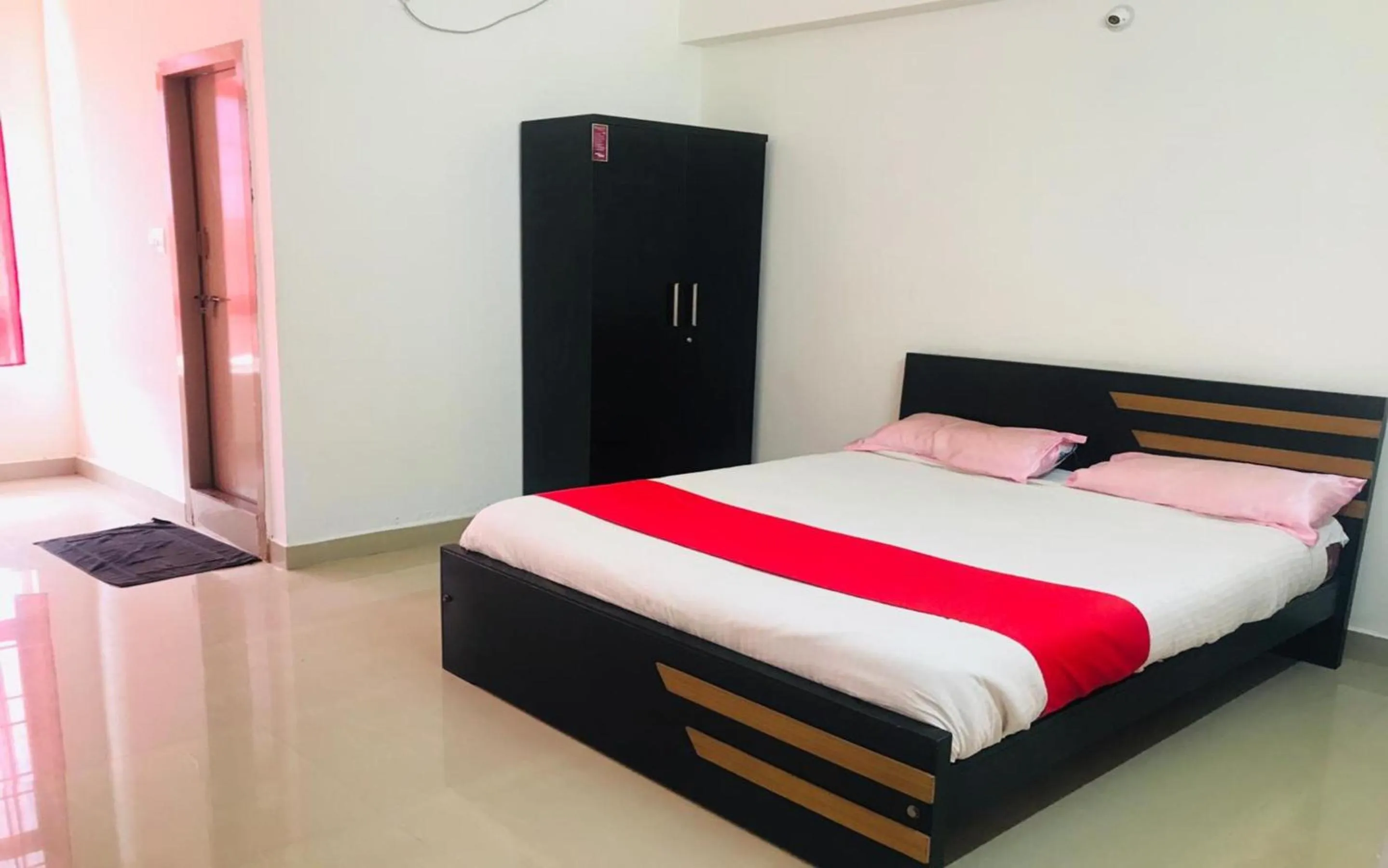 Bedroom, Bed in Green Valley Residency