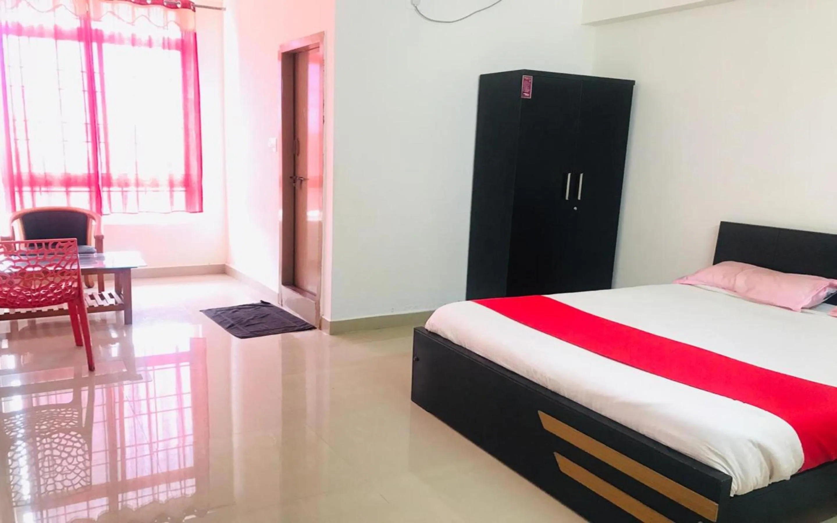 Bedroom, Bed in Green Valley Residency