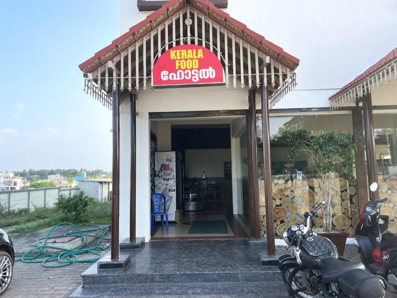 Restaurant/places to eat in Green Valley Residency