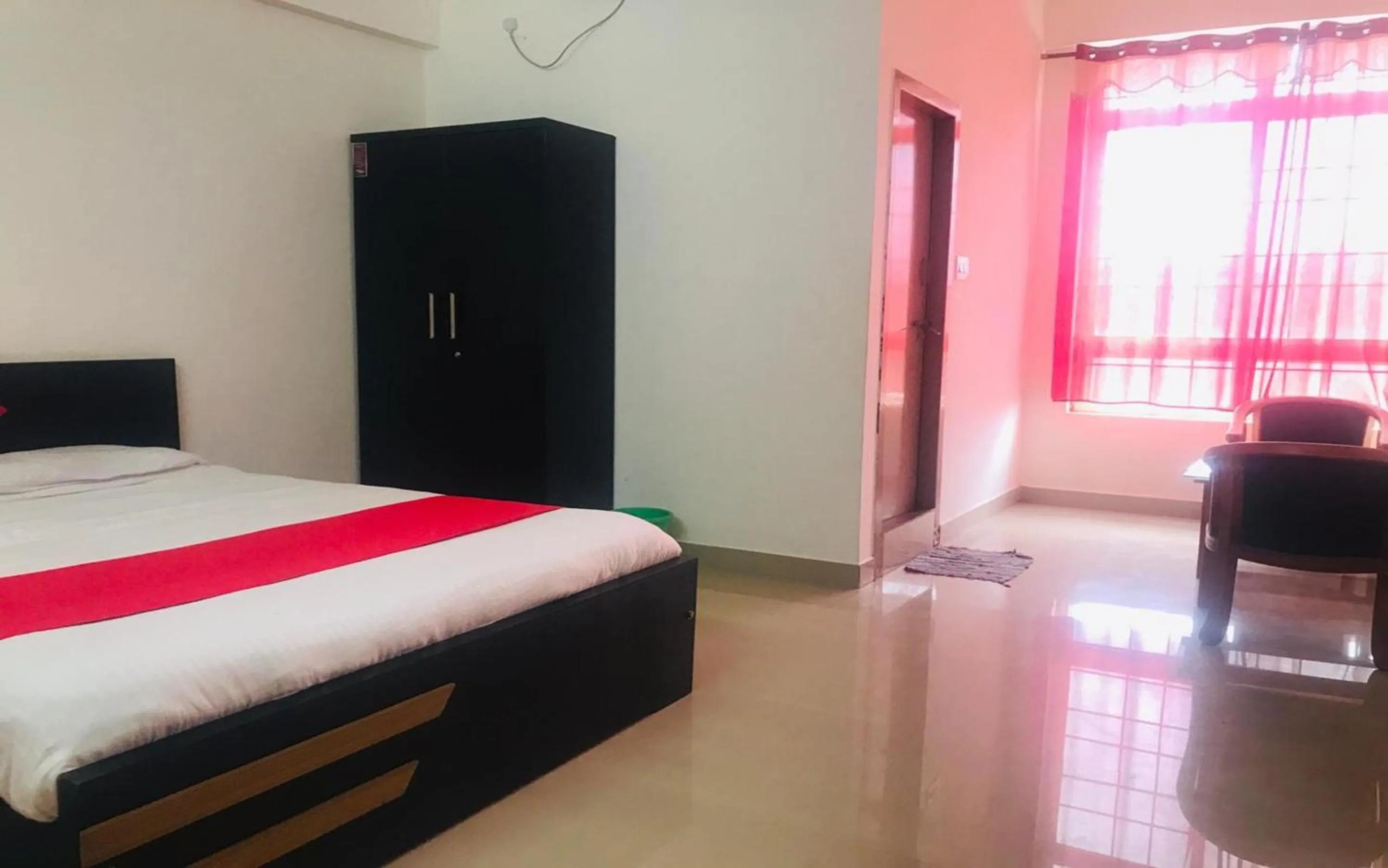 Bedroom, Bed in Green Valley Residency