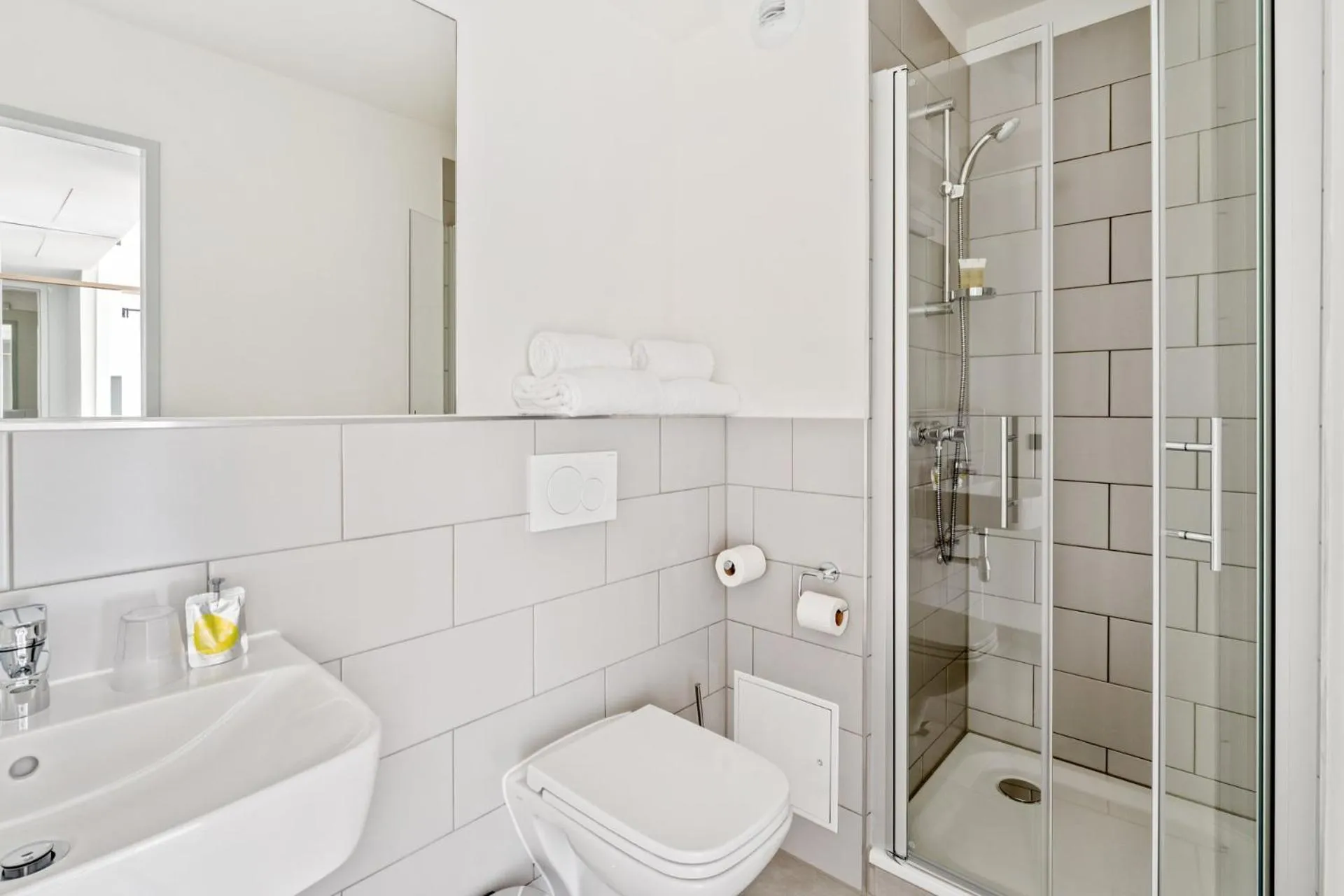 Shower in smartments Wien Heiligenstadt