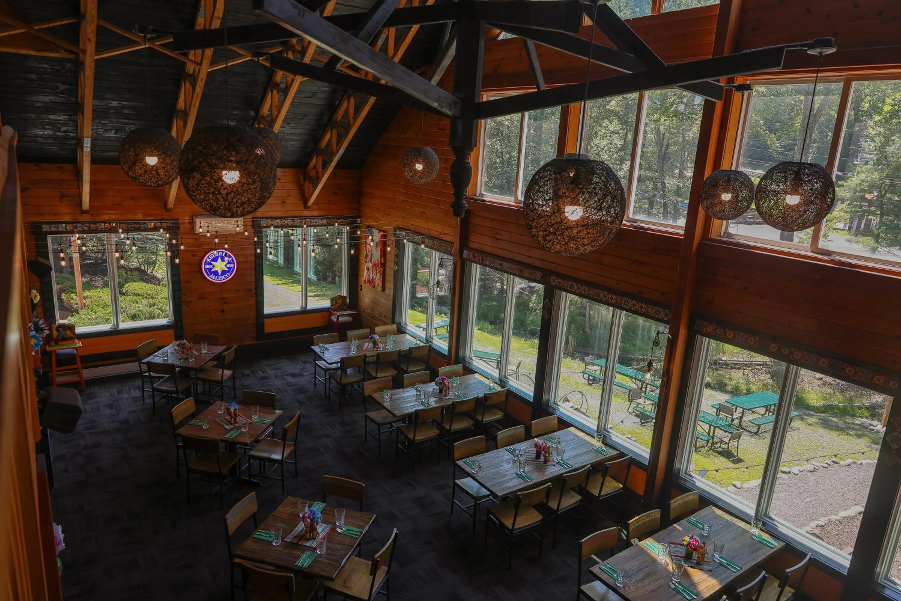 Restaurant/places to eat in Camelback Resort