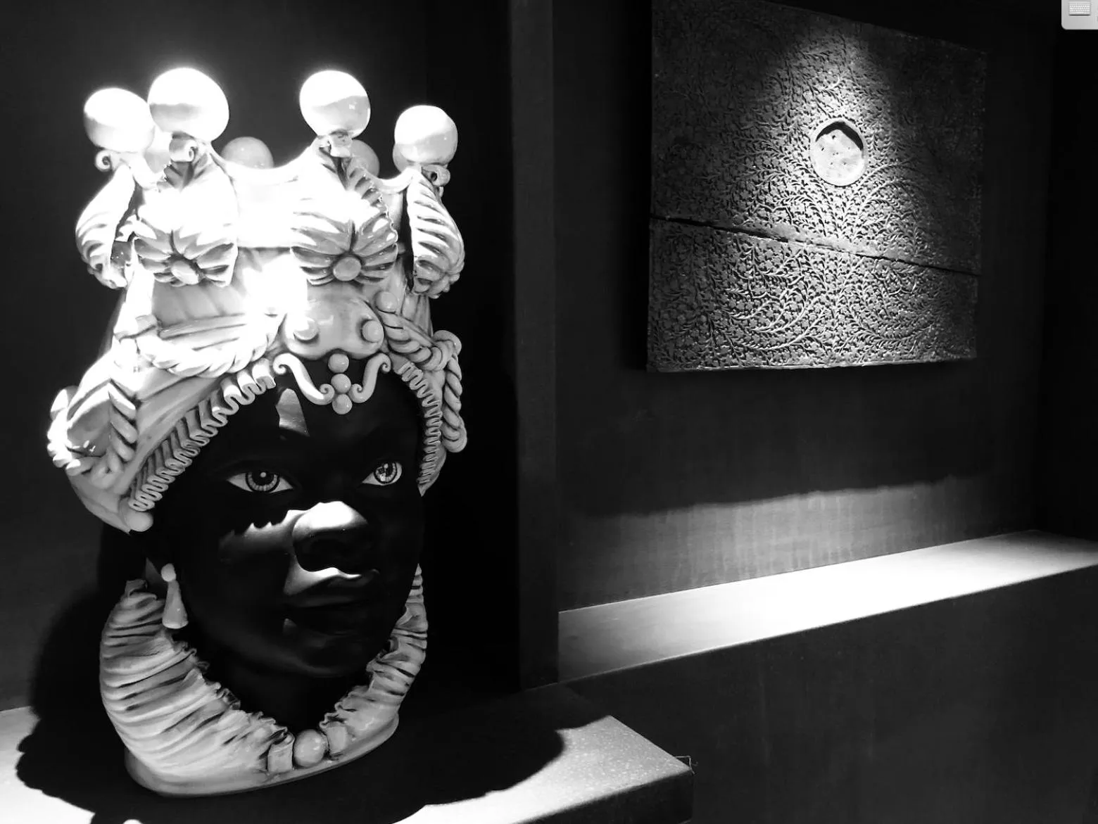 Decorative detail in Pietra d'Acqua Resort & Spa by Geocharme