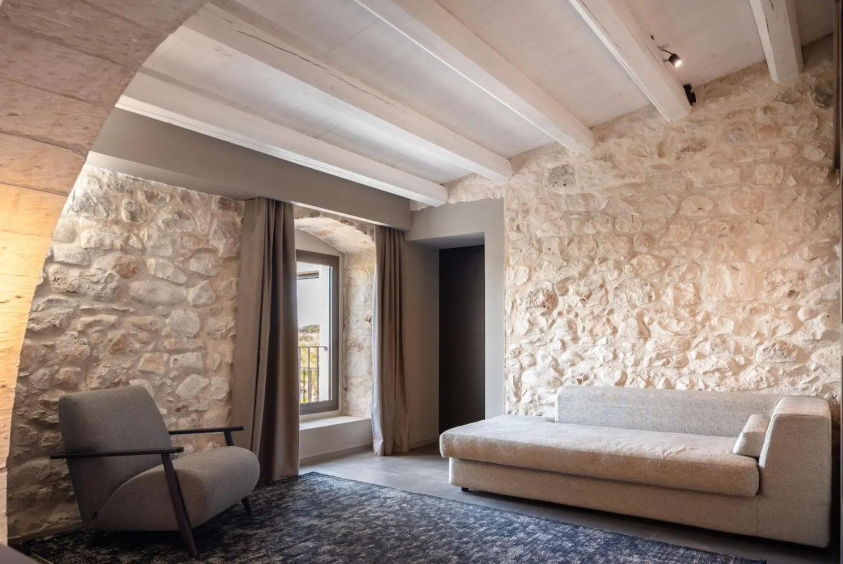 Bedroom, Bed in Pietra d'Acqua Resort & Spa by Geocharme