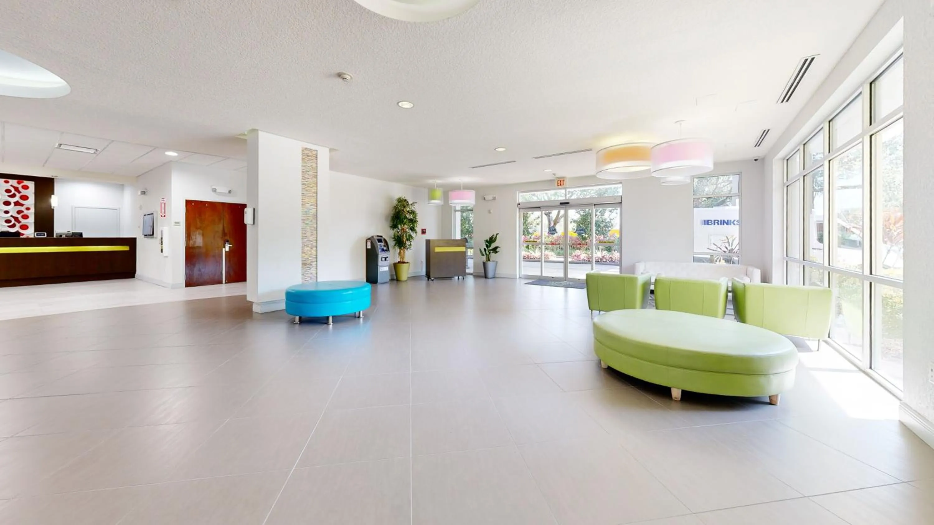 Lobby or reception in Avanti International Resort