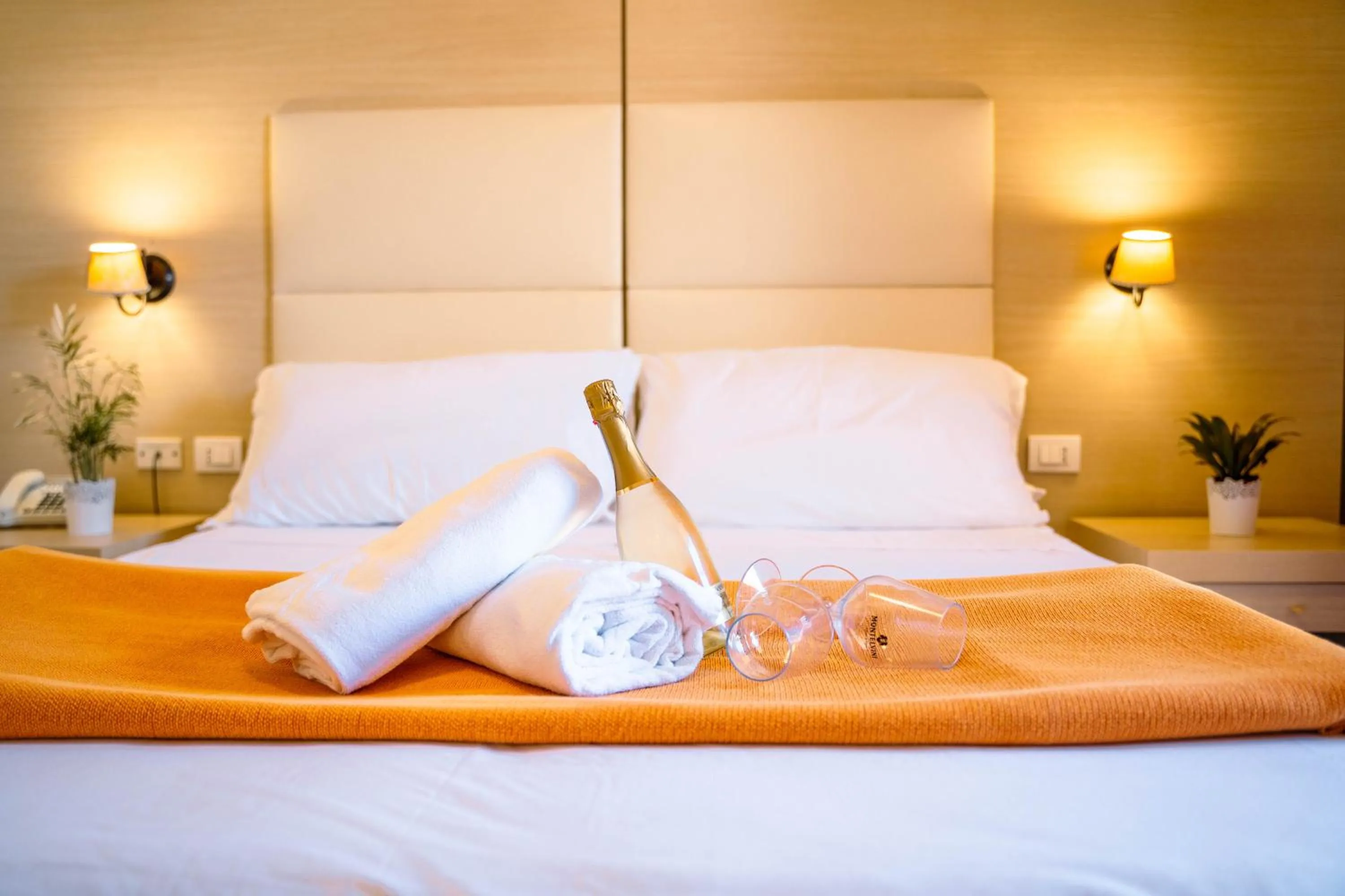 Bed in Taormina Hotel Calipso