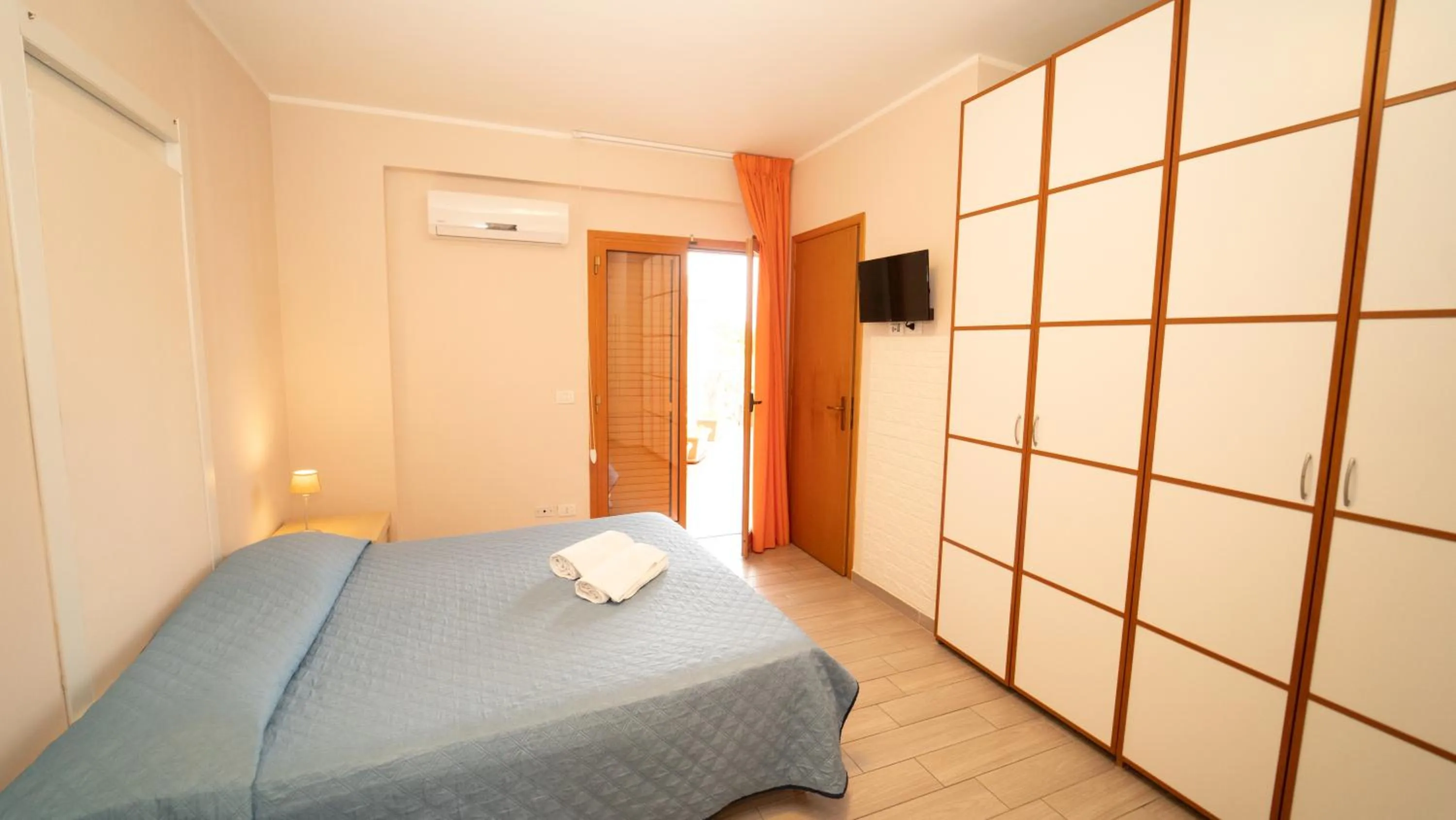 Bed in Taormina Hotel Calipso