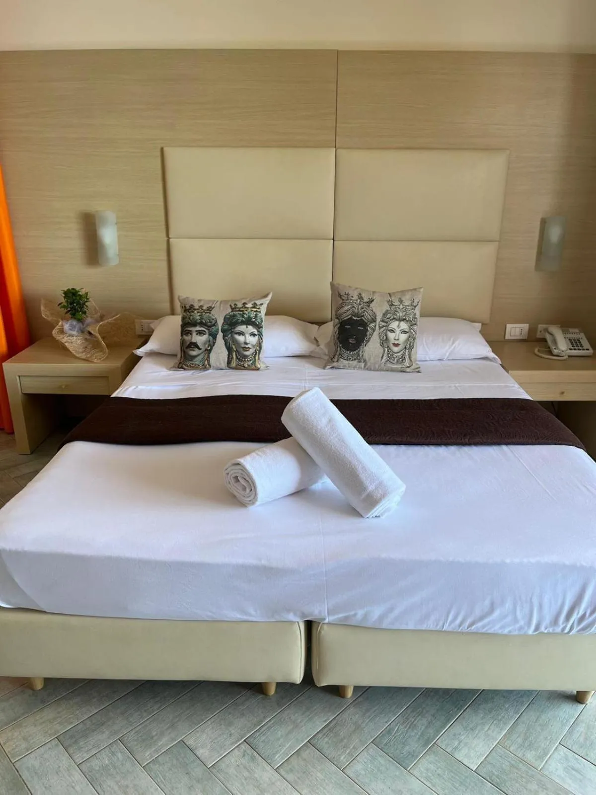 Bed in Taormina Hotel Calipso