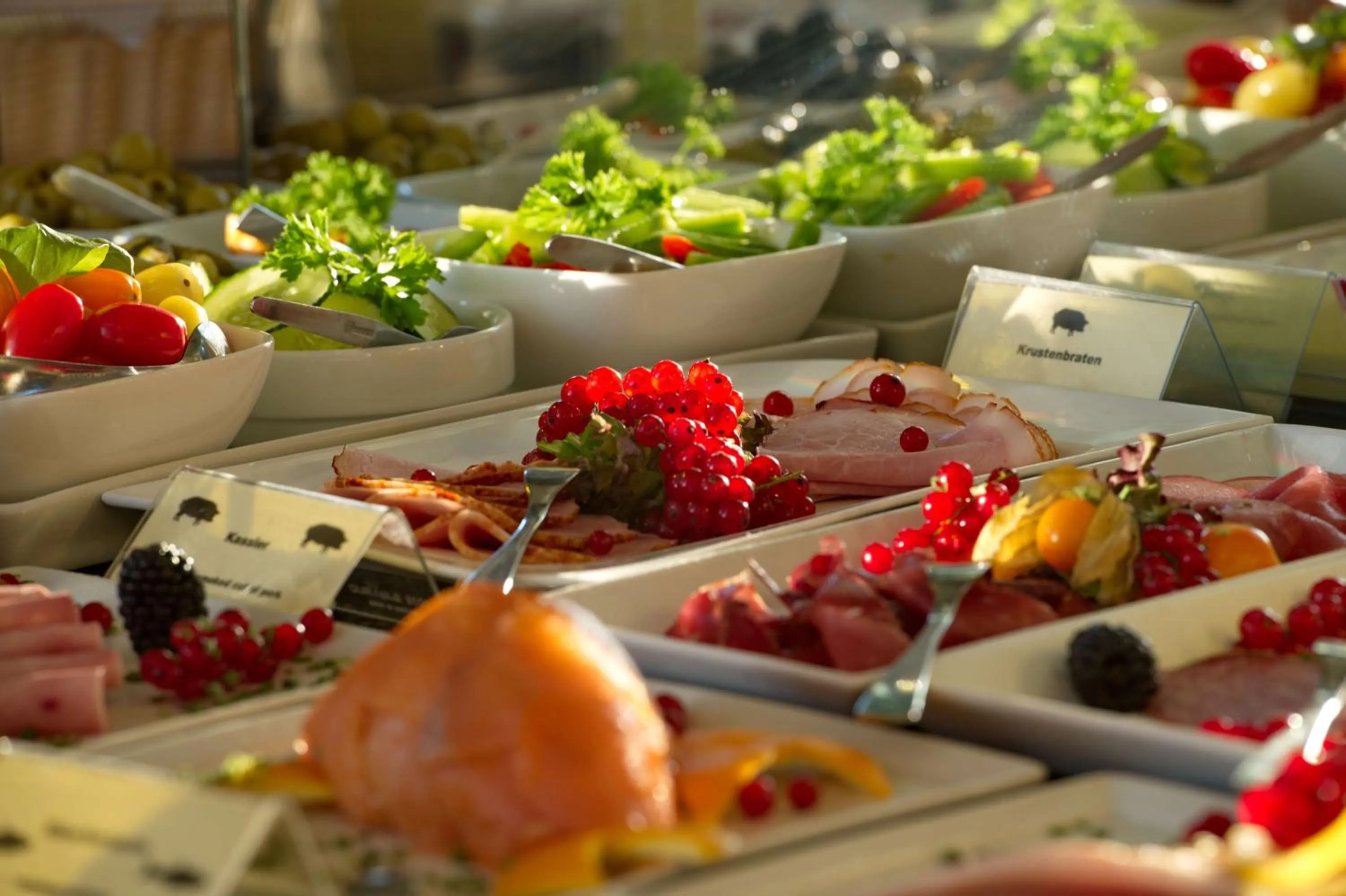 Breakfast in Best Western Hotel Kaiserhof