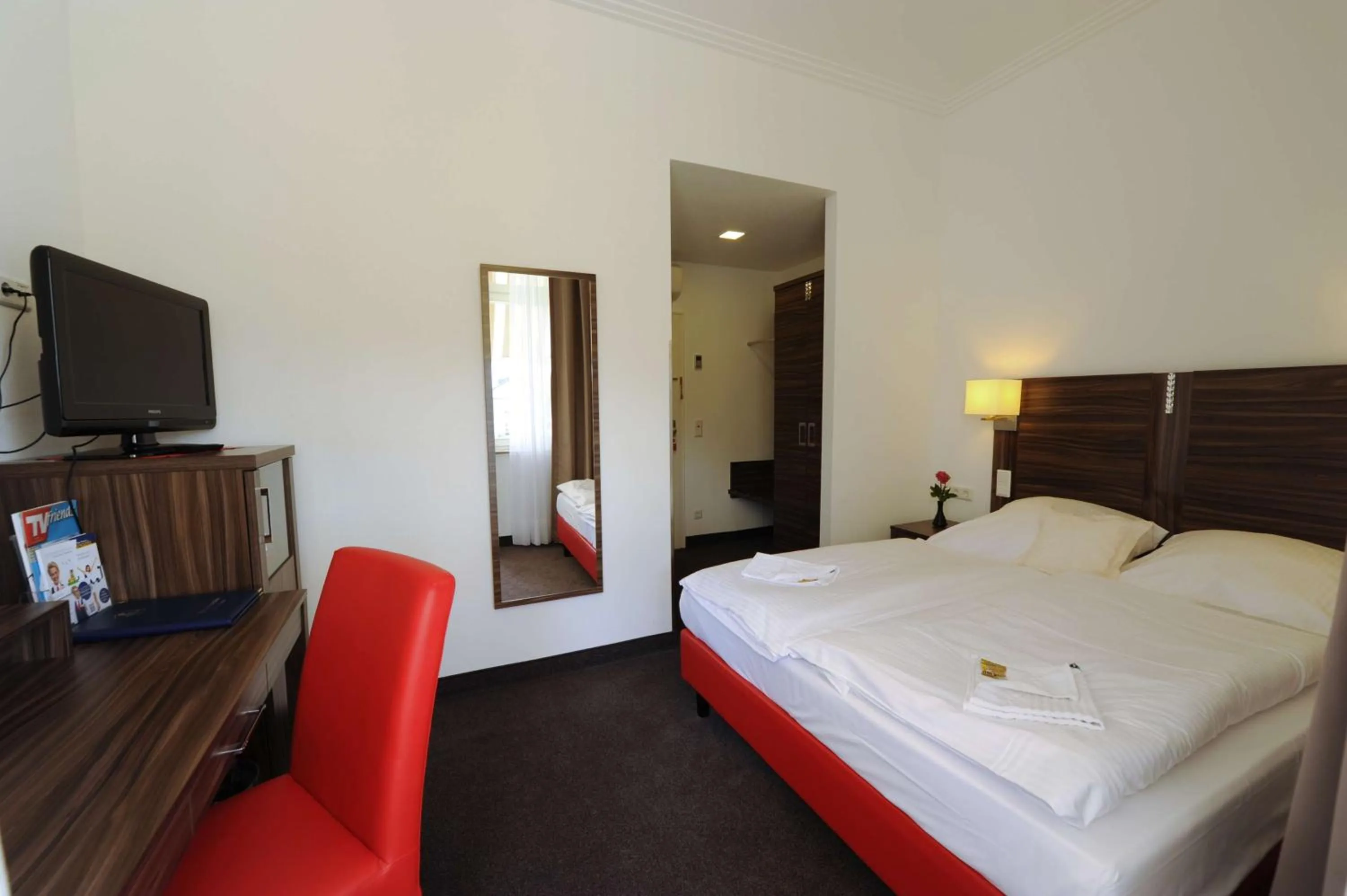 Bedroom, Bed in Best Western Hotel Kaiserhof