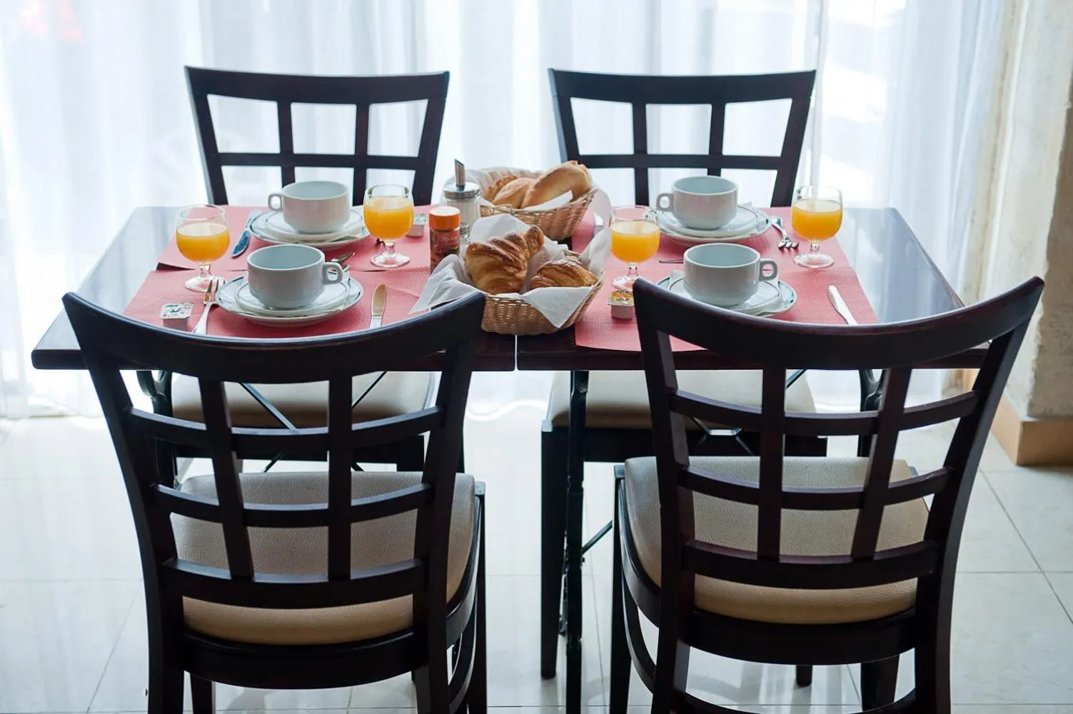 Breakfast in Hotel Havane Opera