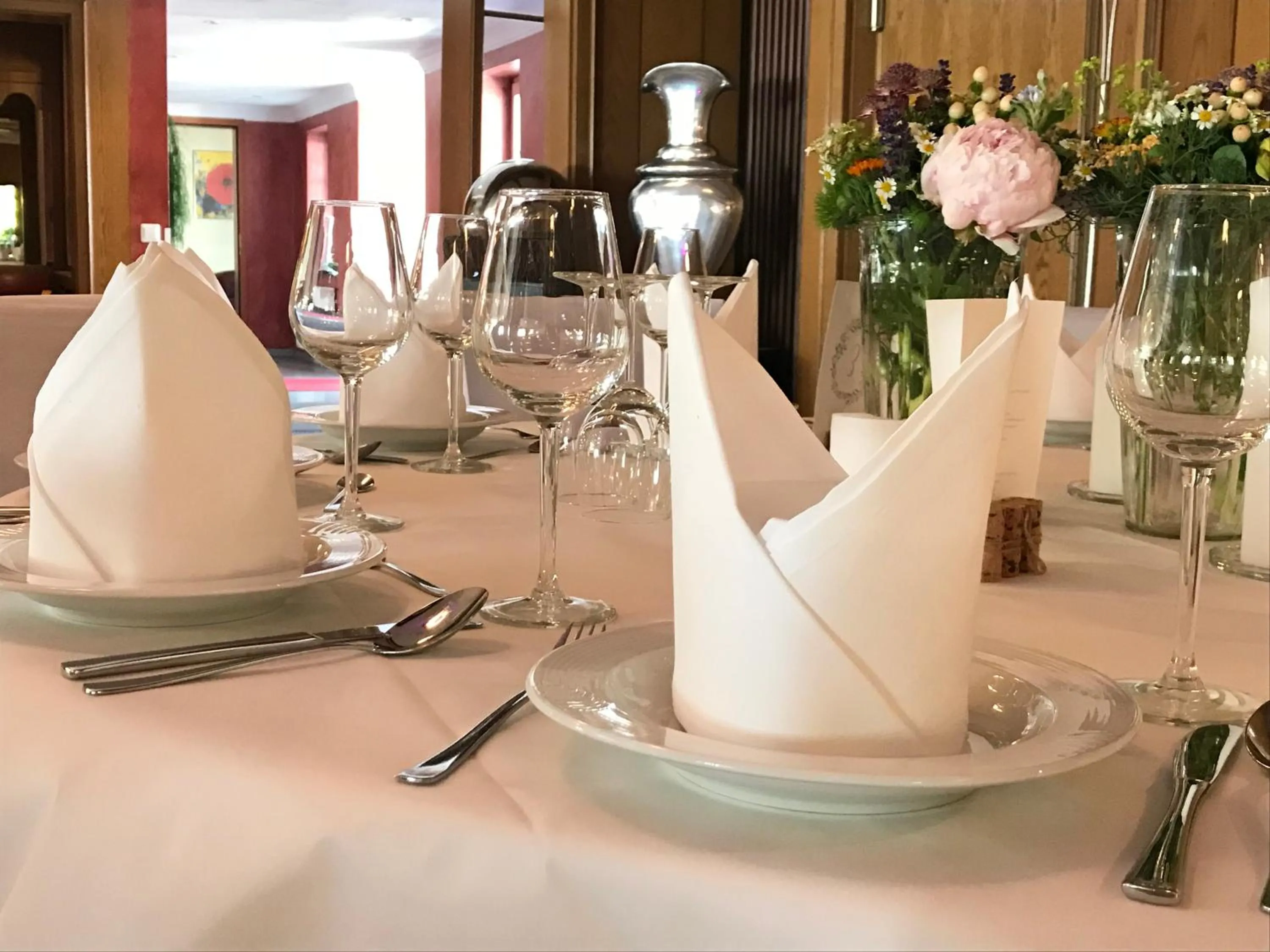 Restaurant/places to eat in Holskenbänd