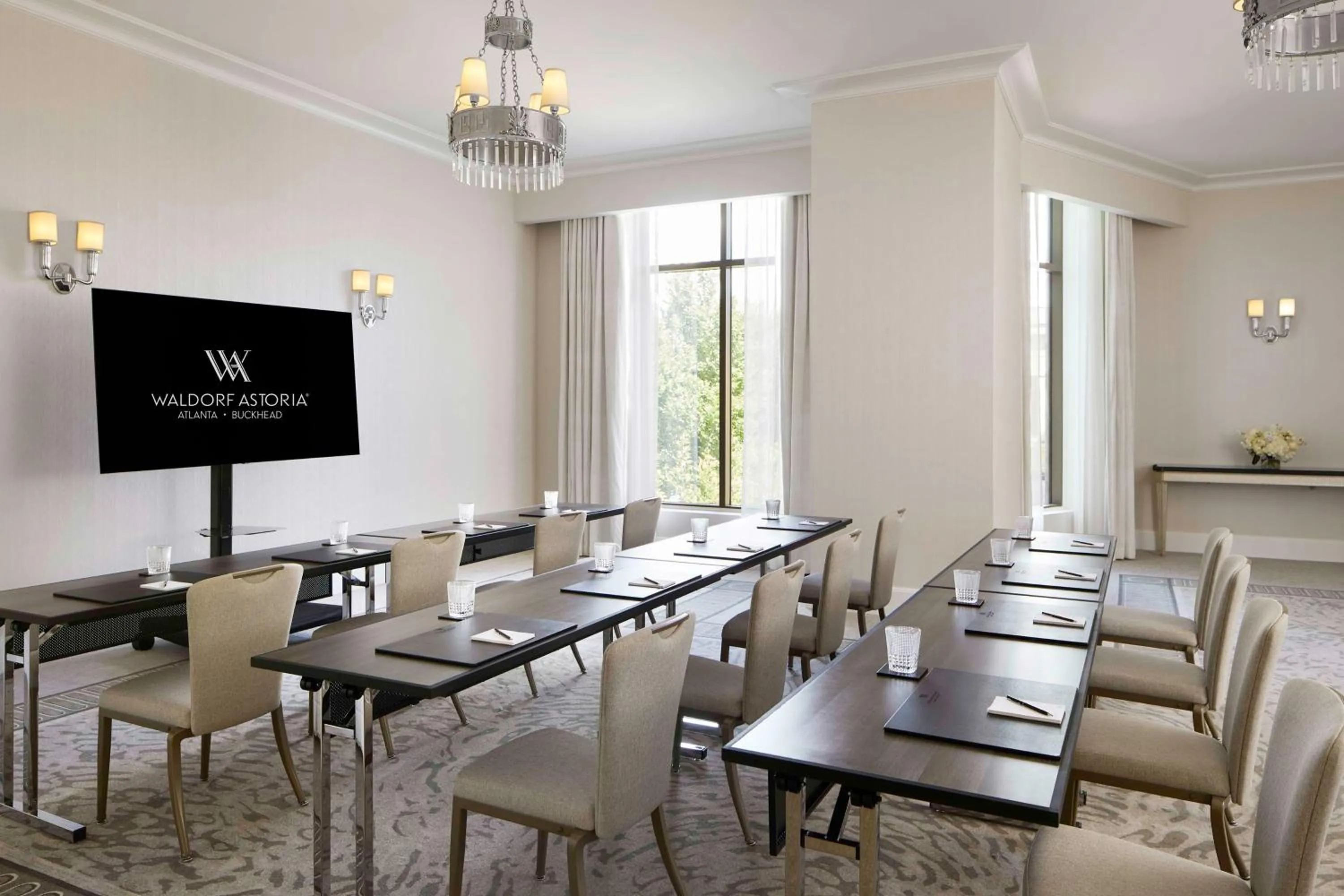 Meeting/conference room in Waldorf Astoria Atlanta Buckhead