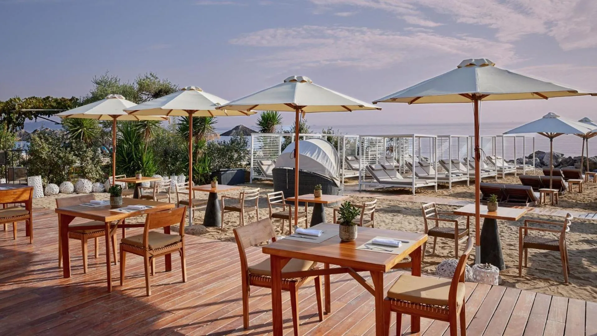 Restaurant/places to eat in Angsana Corfu Resort & Spa