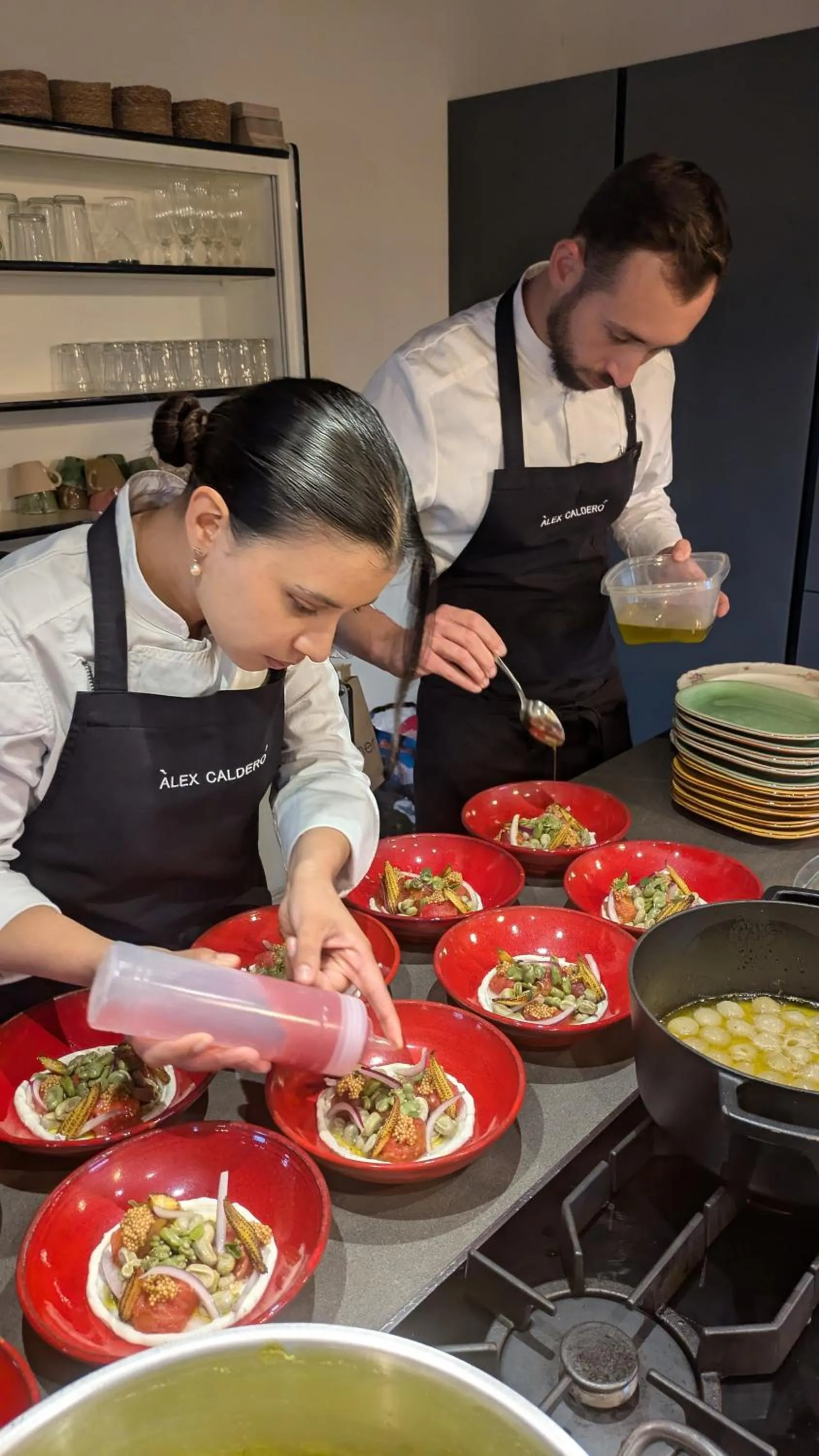 Restaurant/places to eat in Mas Oms