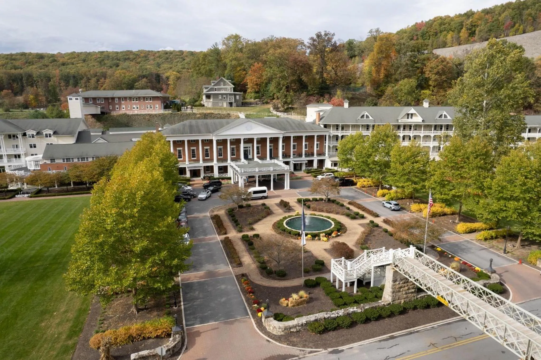 Facade/entrance in Omni Bedford Springs Resort & Spa