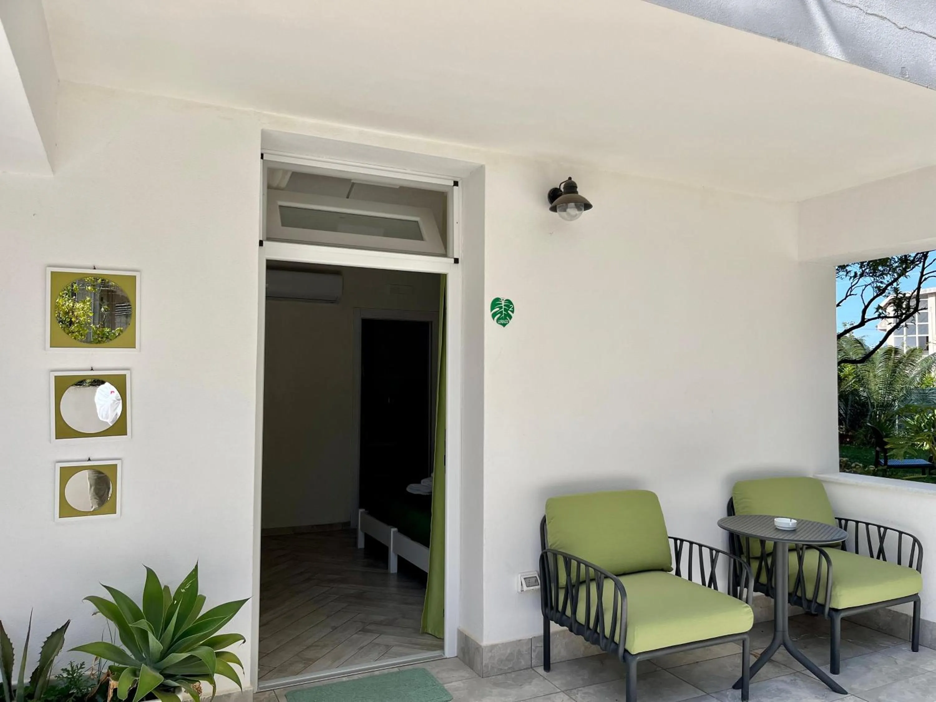 Patio in B&B Kamalei Tropea