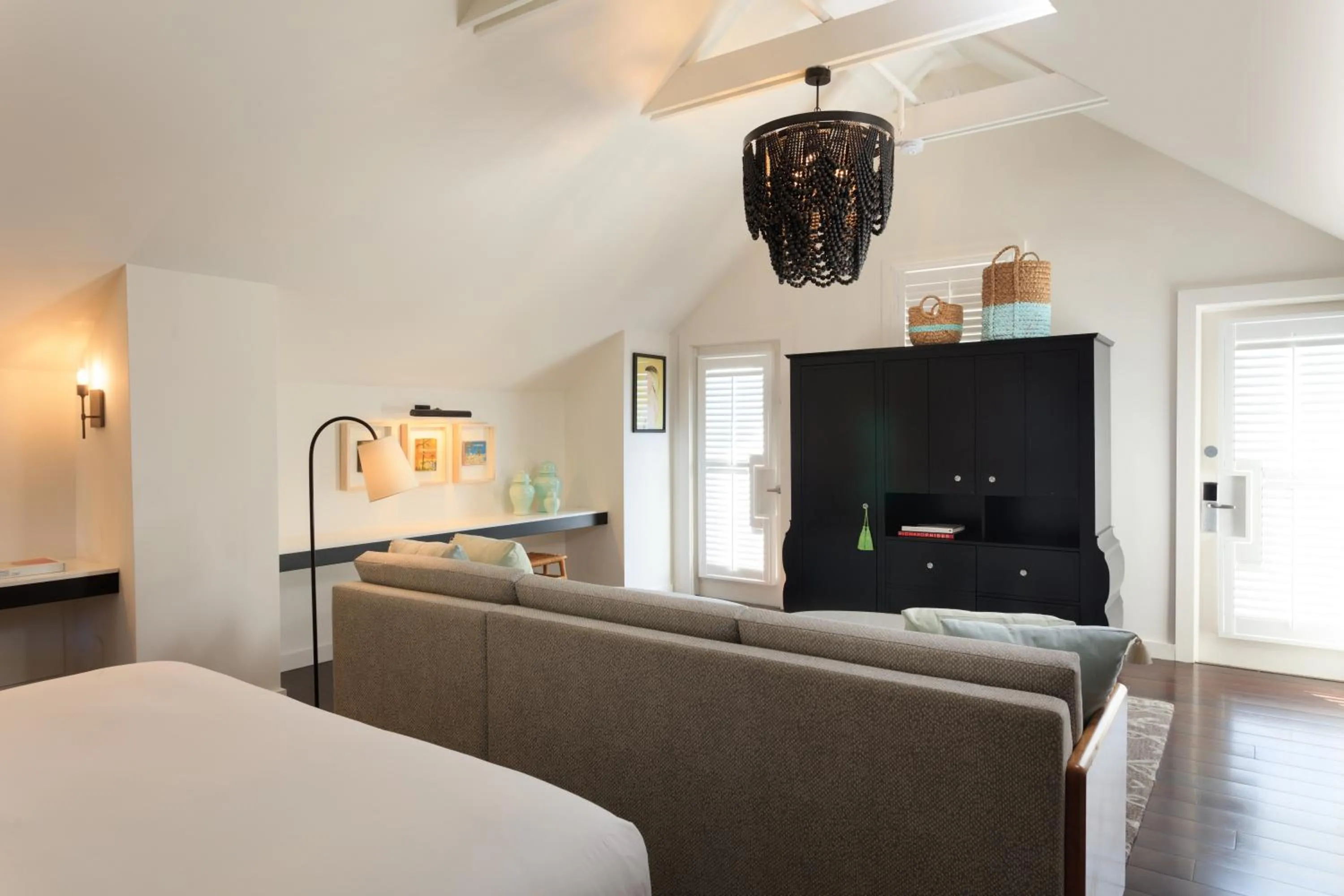 Seating area, Bed in Winslow's Bungalows - Key West Historic Inns