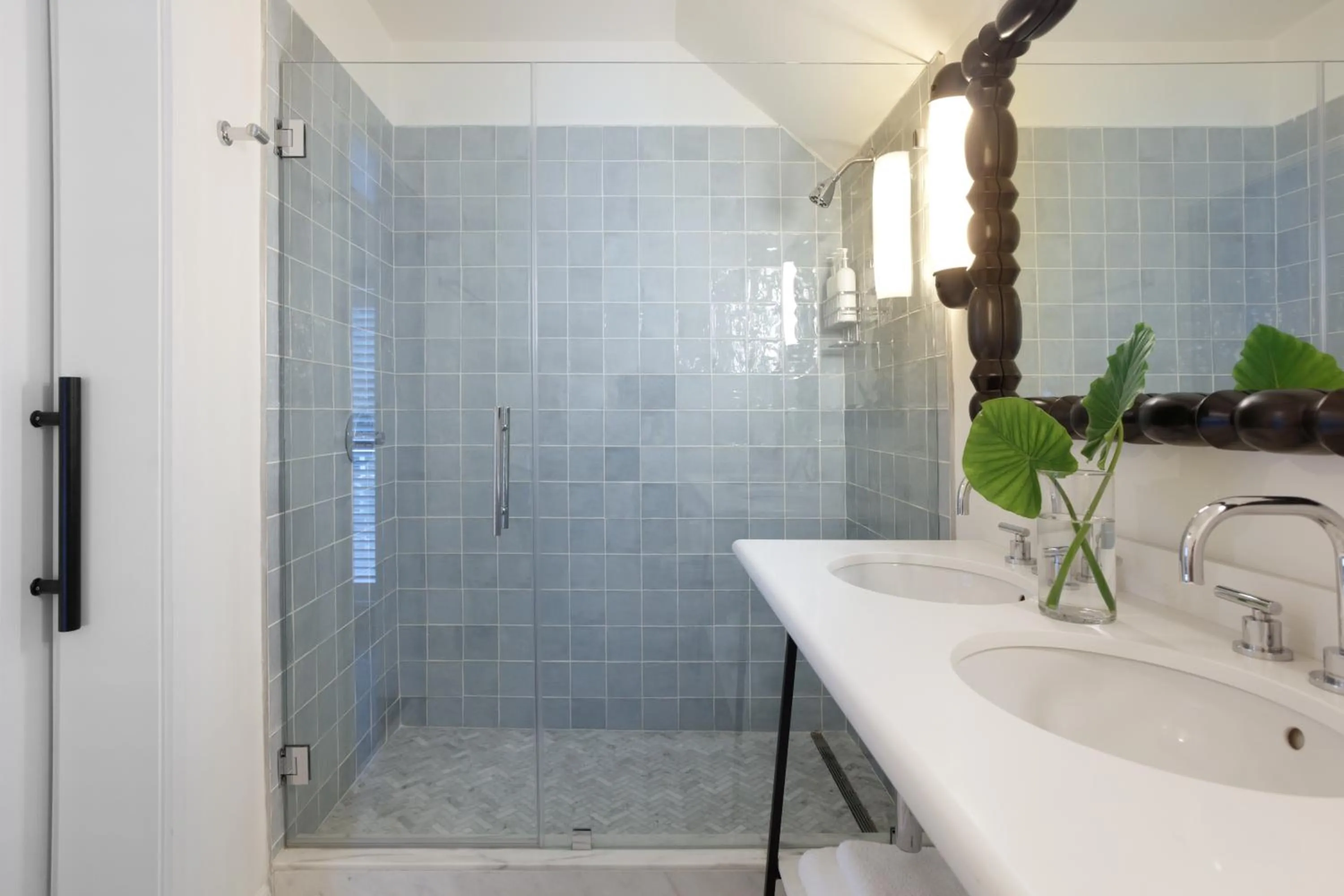 Bathroom in Winslow's Bungalows - Key West Historic Inns