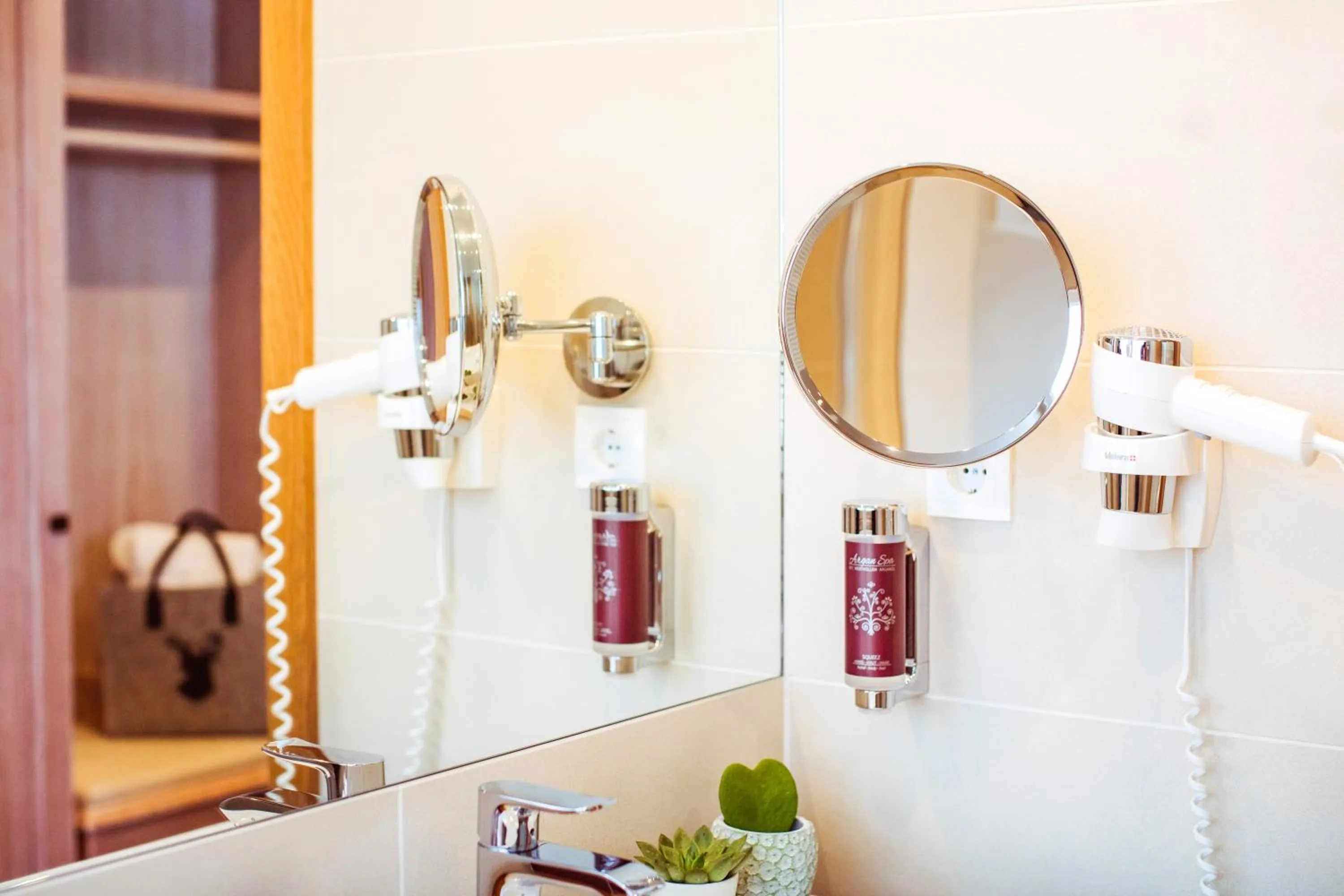 Bathroom in Landgasthof Hotel Gentner