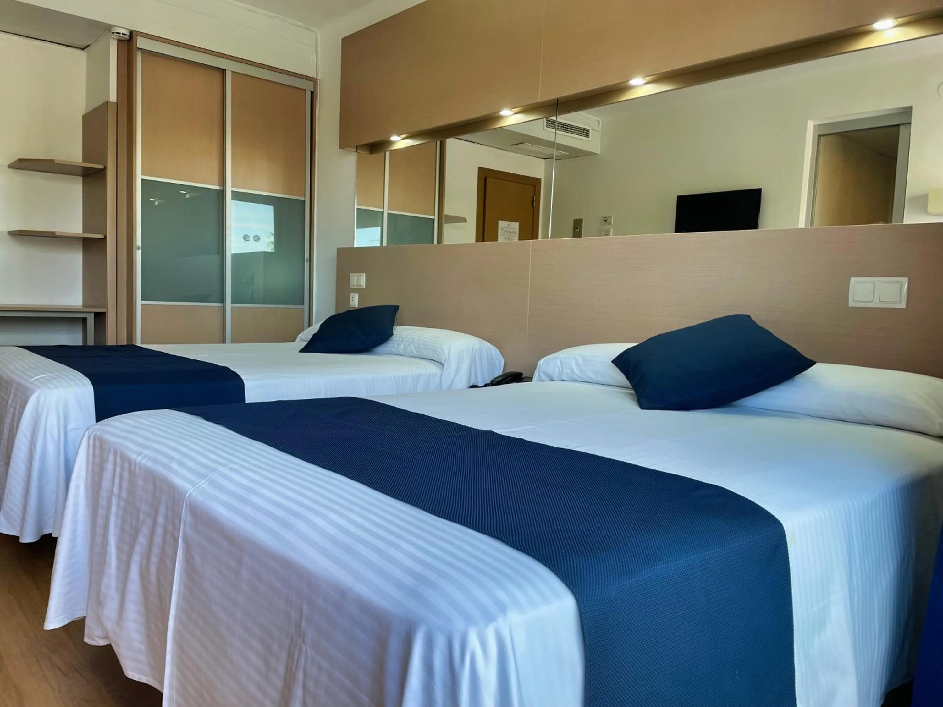 Bed in Hotel Villamarina Club