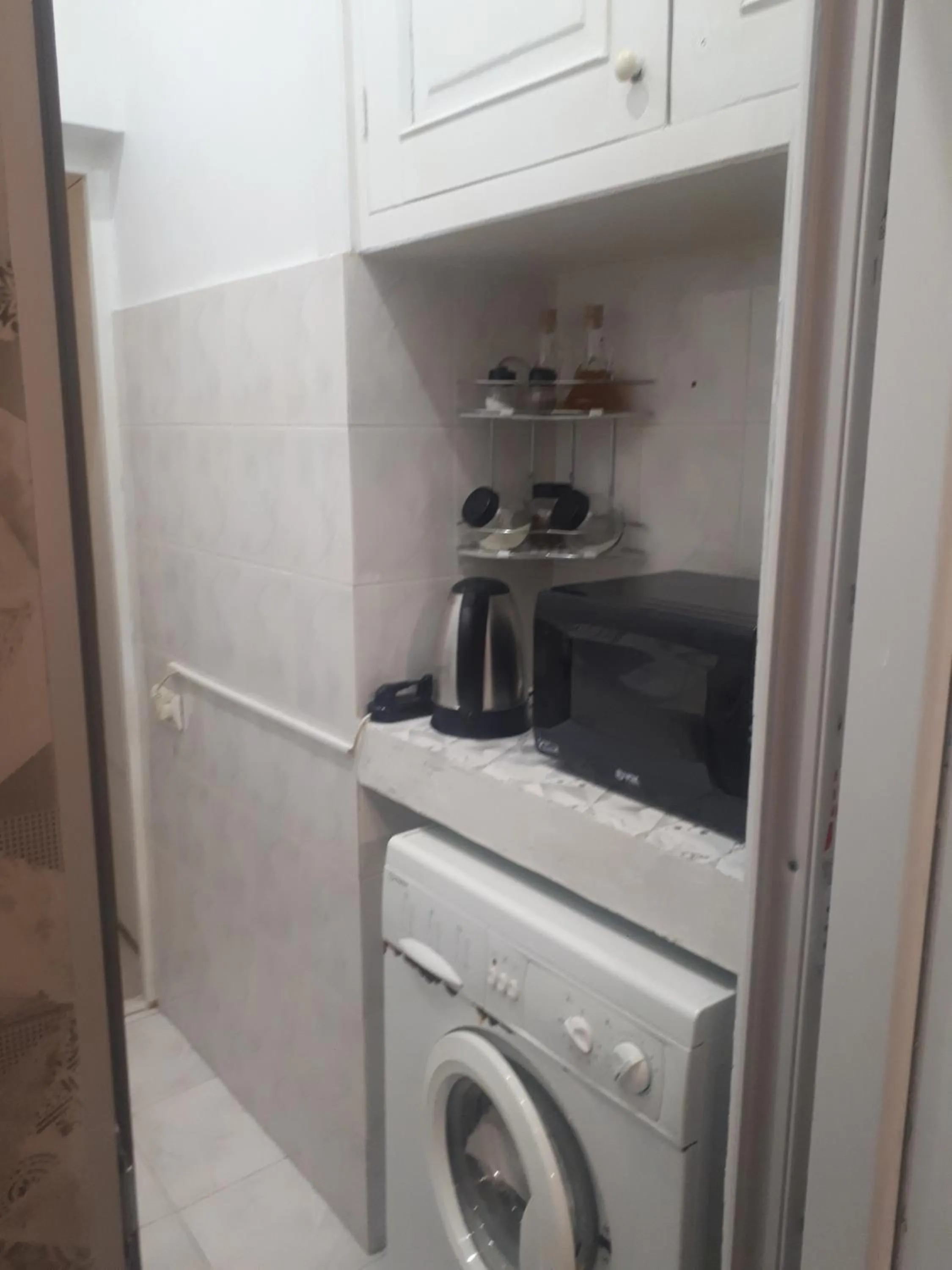 Kitchen or kitchenette in Sunflower Hotel