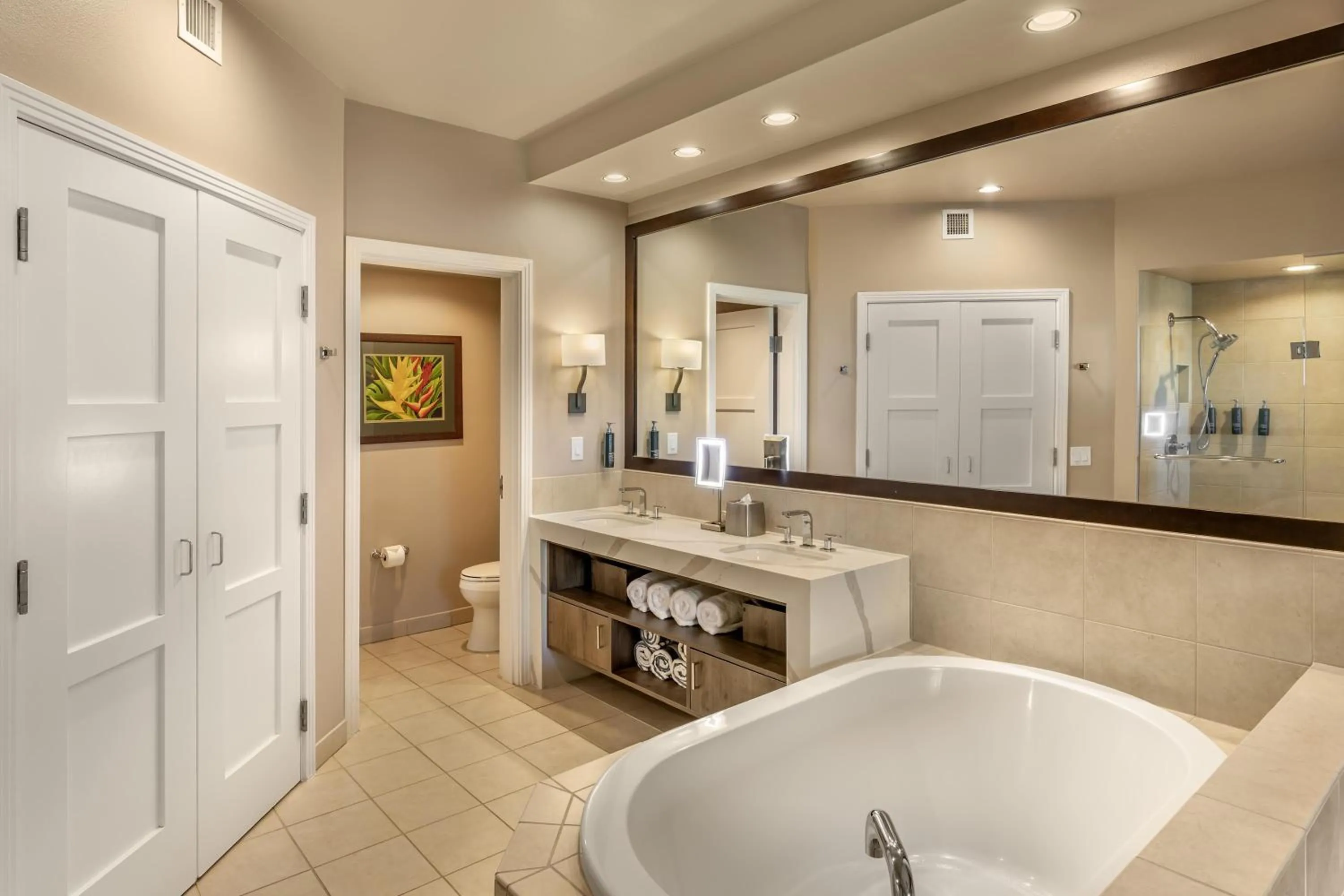 Bathroom in Hilton Grand Vacations Club Kohala Suites Waikoloa