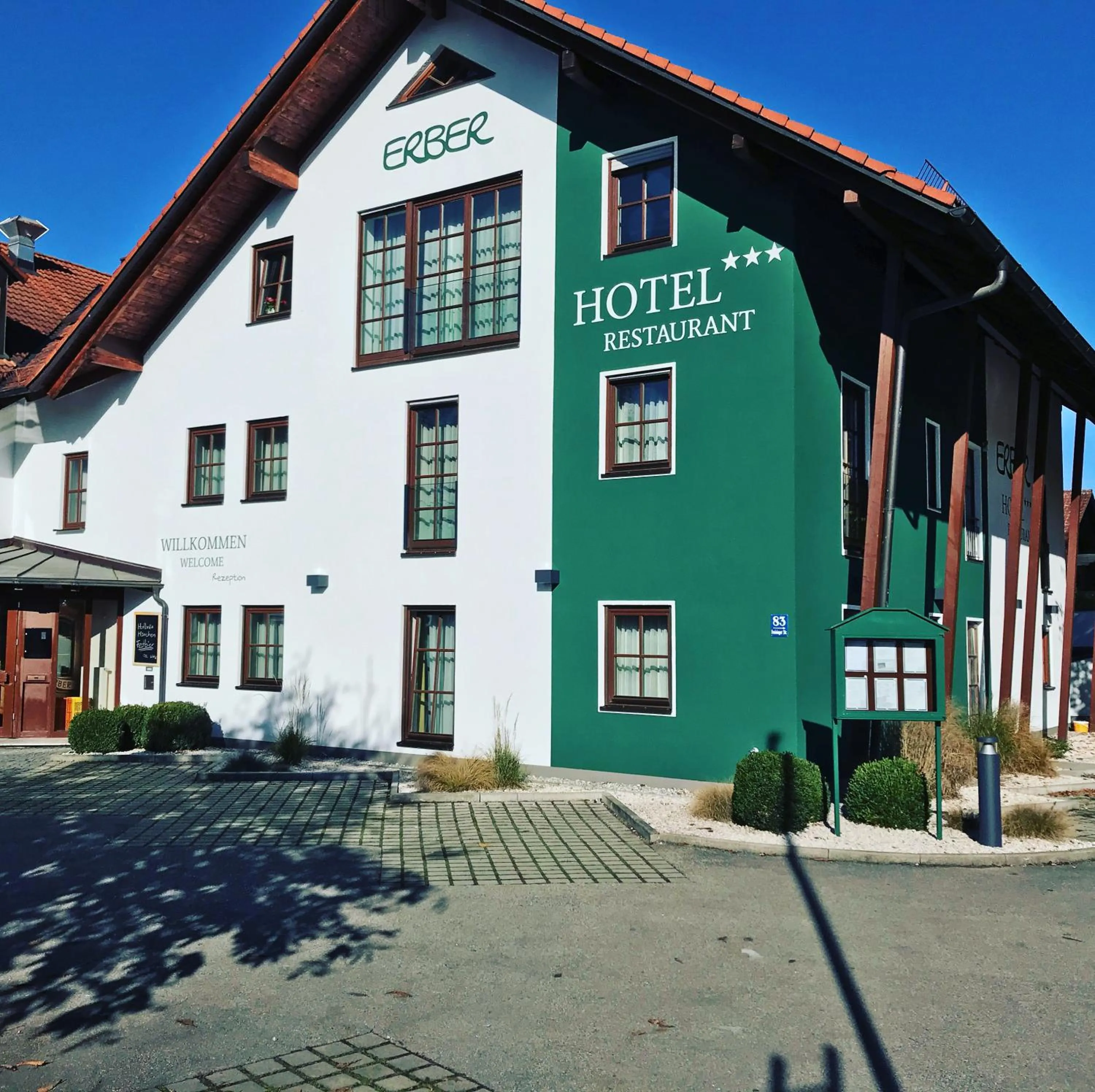 Property building in Hotel Restaurant Erber