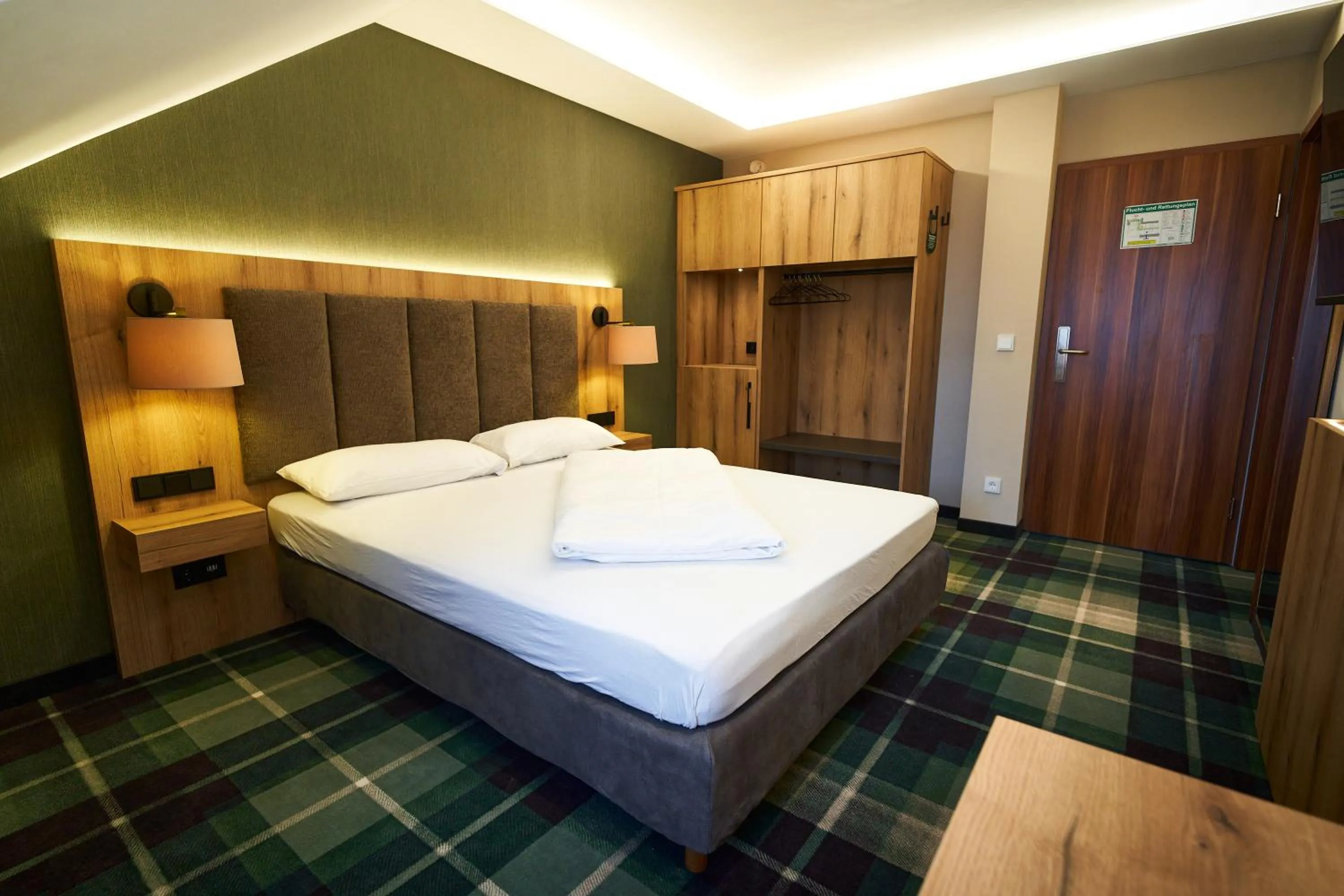 Photo of the whole room, Bed in Hotel Restaurant Erber