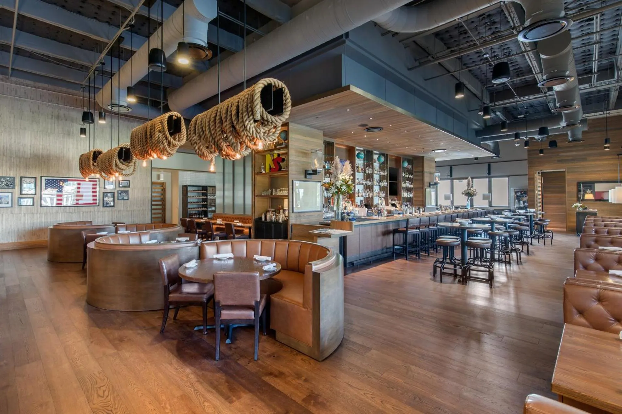 Restaurant/places to eat in Omni Frisco at The Star