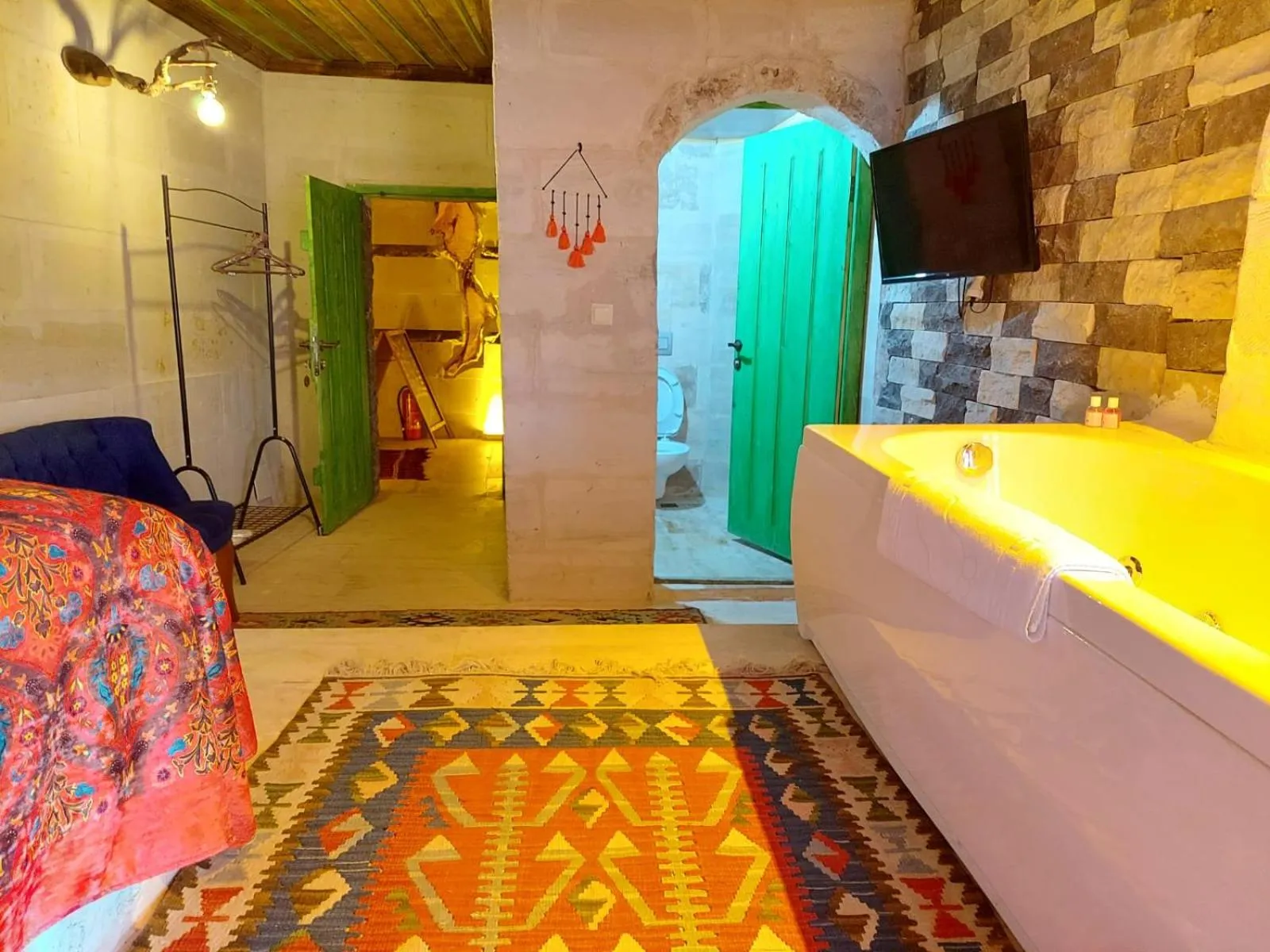 TV and multimedia, Bed in Duru Cappadocia Stone House